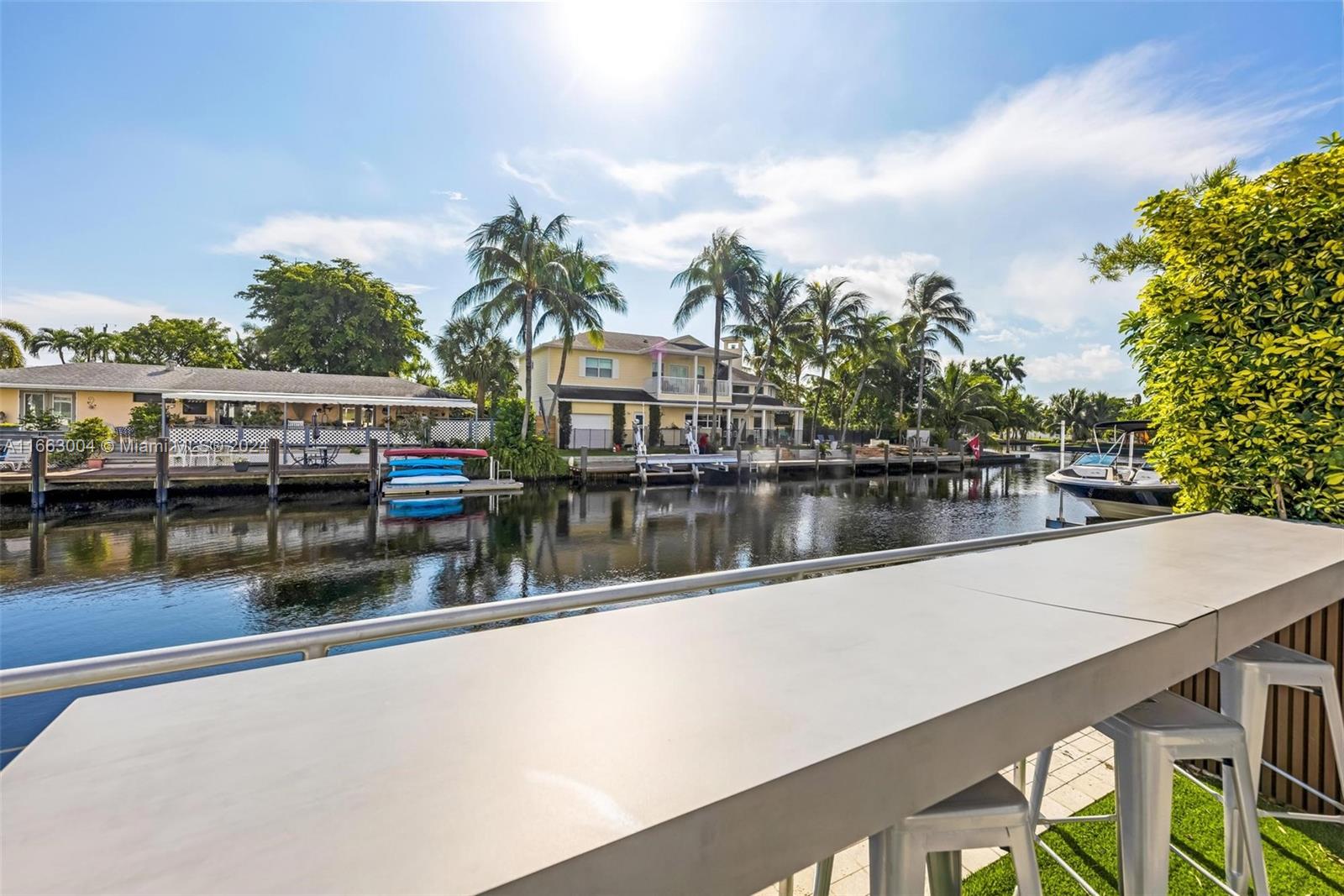 2112 NE 17th Ave Wilton Manors, FL 33305 2112 NE 17th Ave Wilton Manors, FL 33305