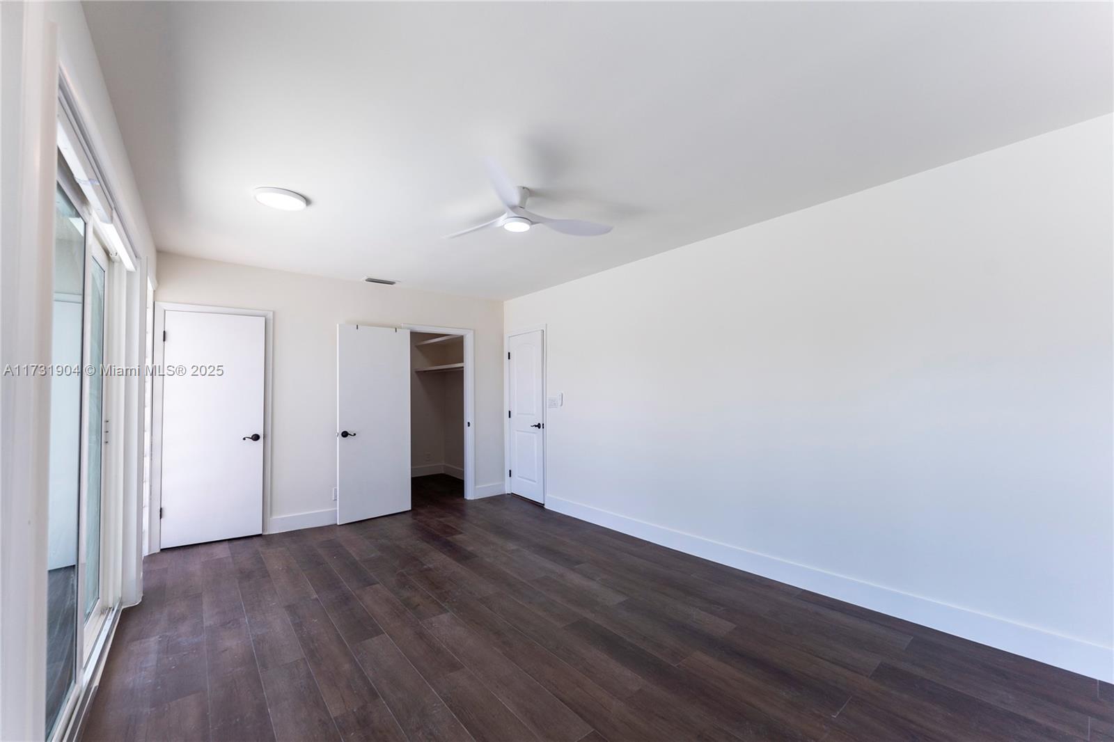 636 Hibiscus Dr Hallandale Beach, FL 33009