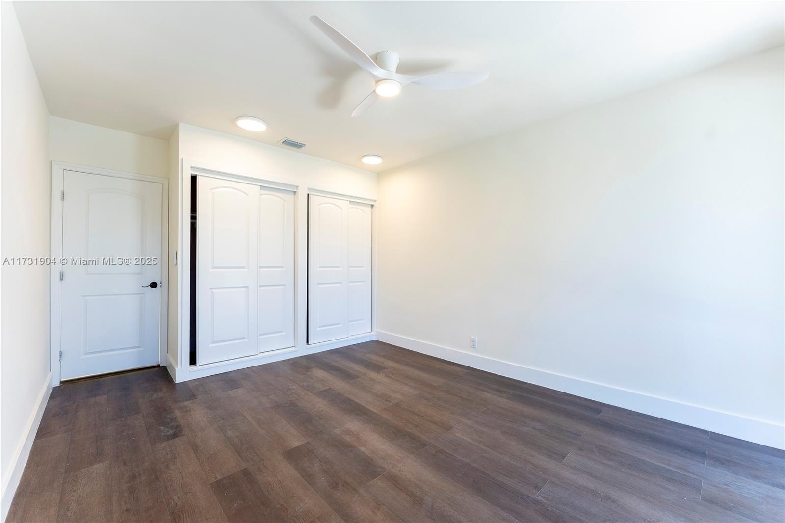 636 Hibiscus Dr Hallandale Beach, FL 33009