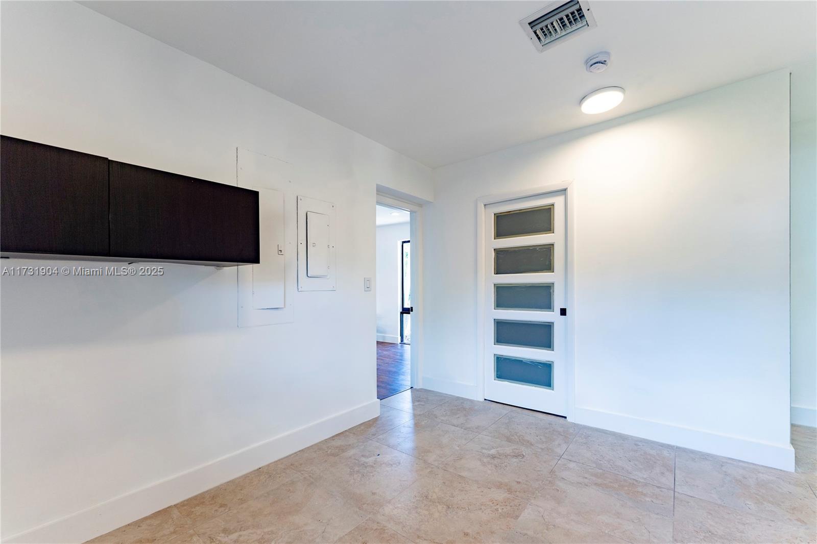 636 Hibiscus Dr Hallandale Beach, FL 33009