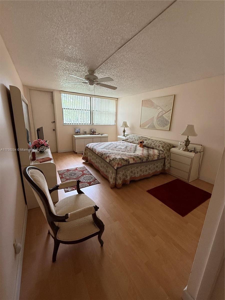 16500 Golf Clb Rd #204 Weston, FL 33326