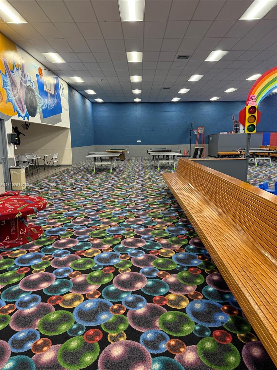 16500 Golf Clb Rd #204 Weston, FL 33326