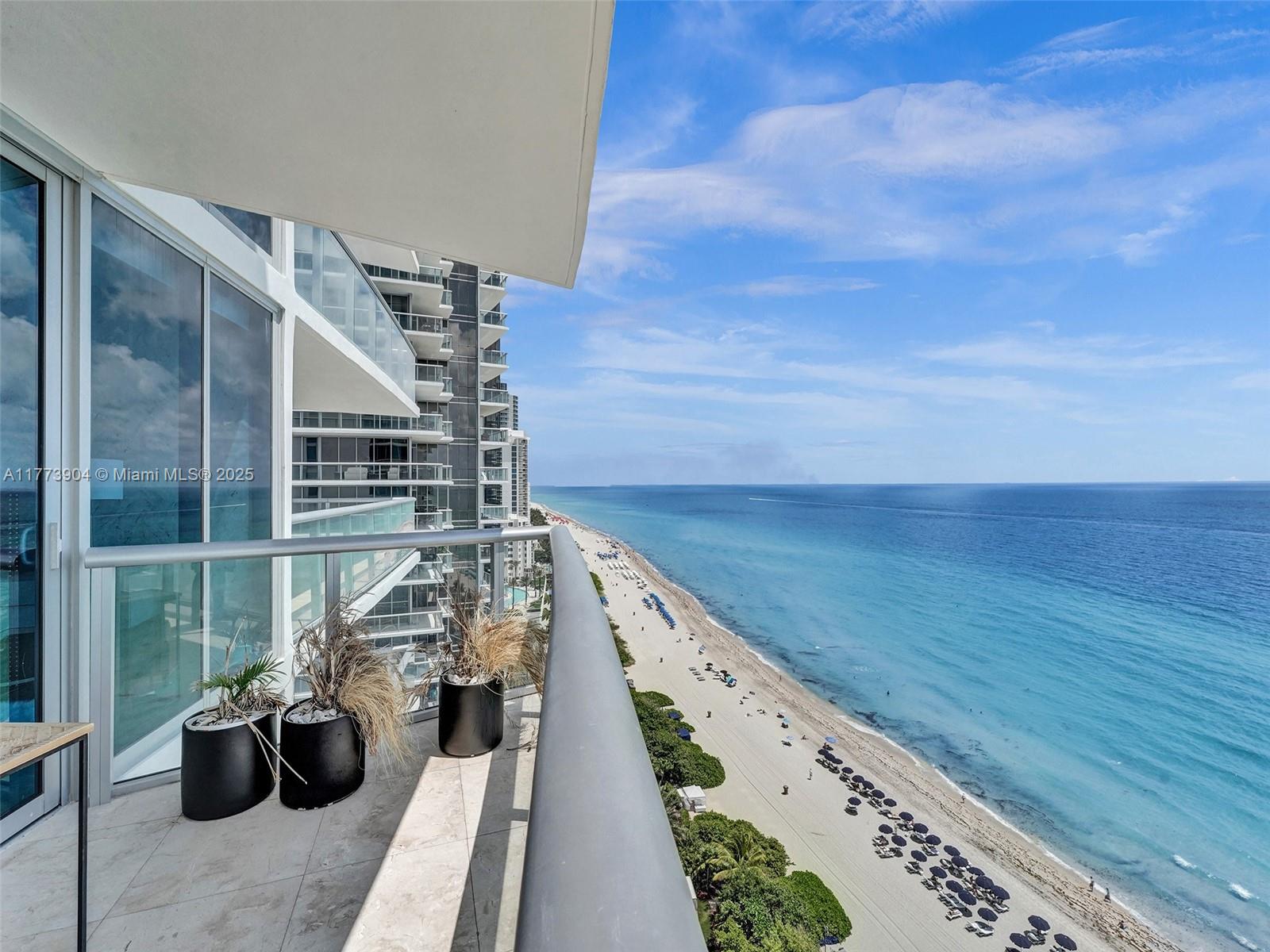 image Jade Beach35