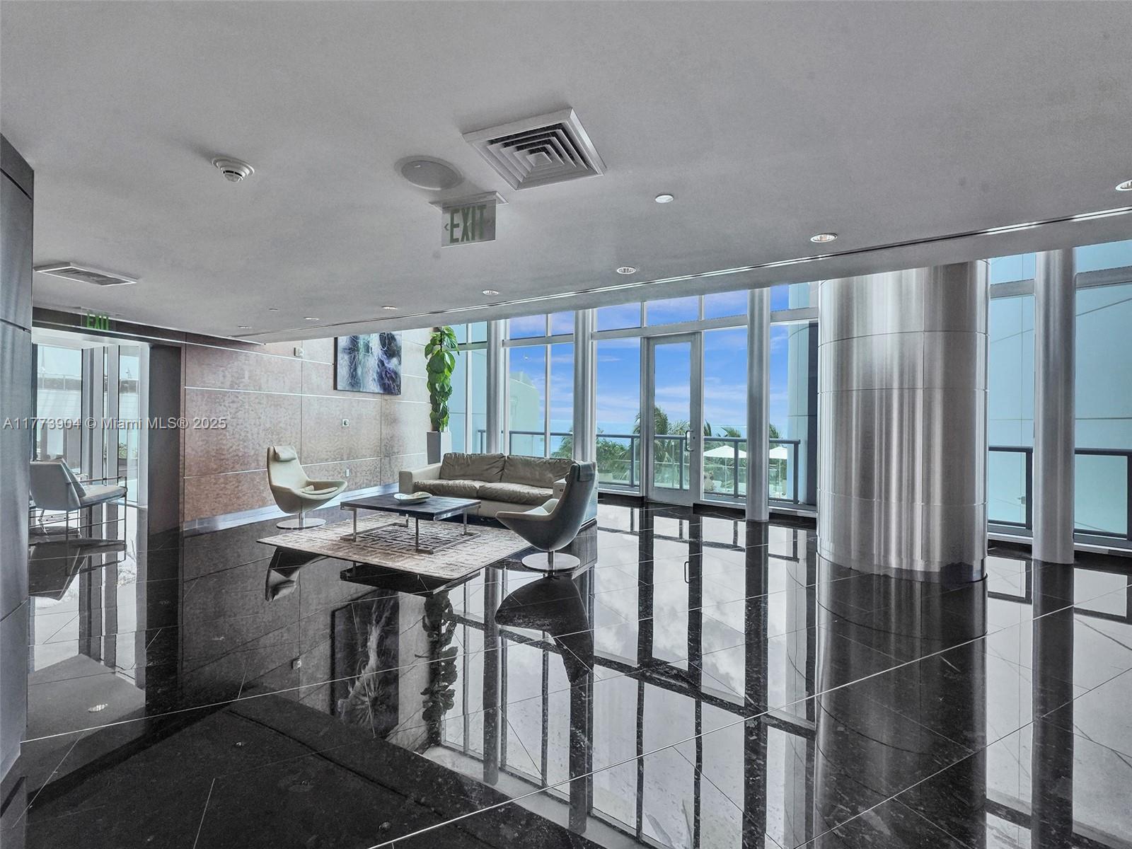 image Jade Beach40