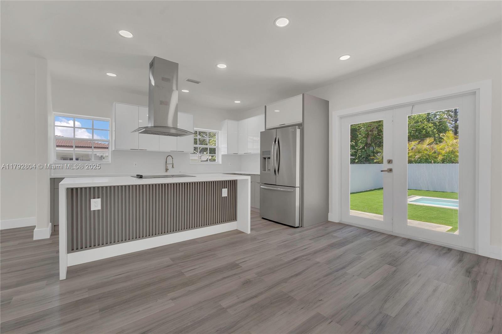 2357 SW 11th Ter Miami, FL 33135