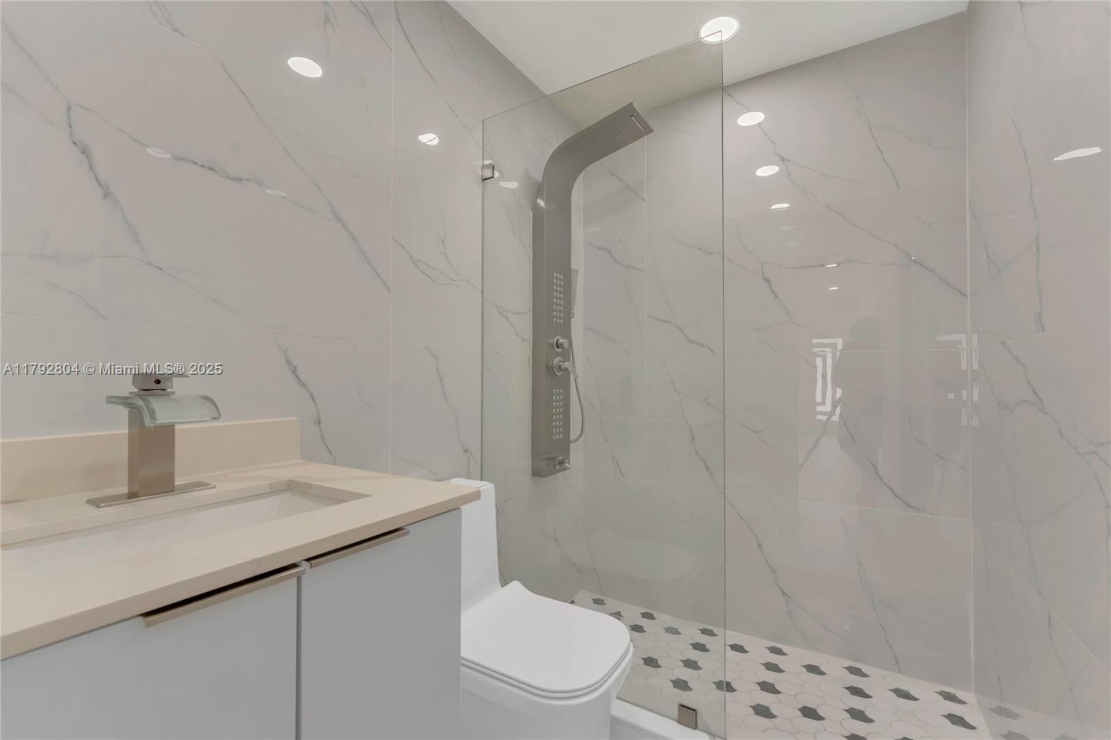 2357 SW 11th Ter Miami, FL 33135