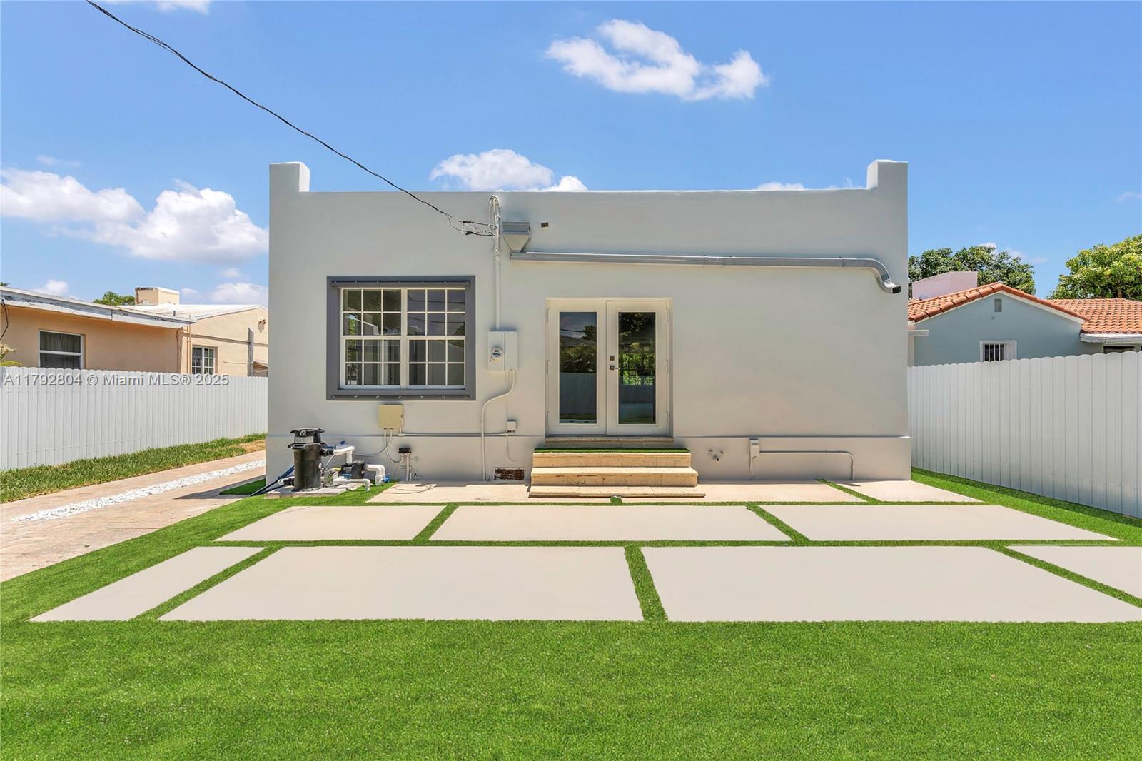 2357 SW 11th Ter Miami, FL 33135