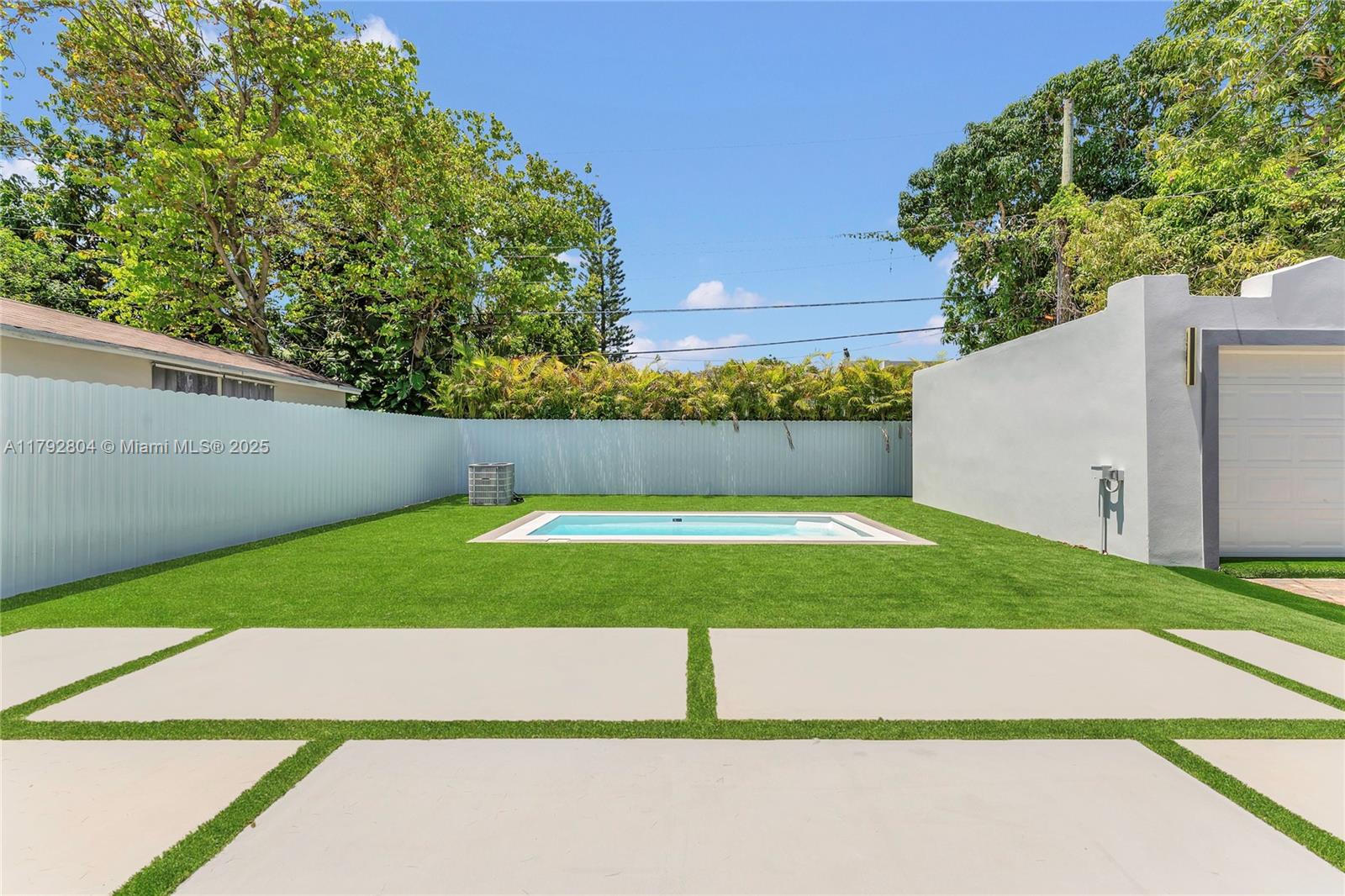 2357 SW 11th Ter Miami, FL 33135