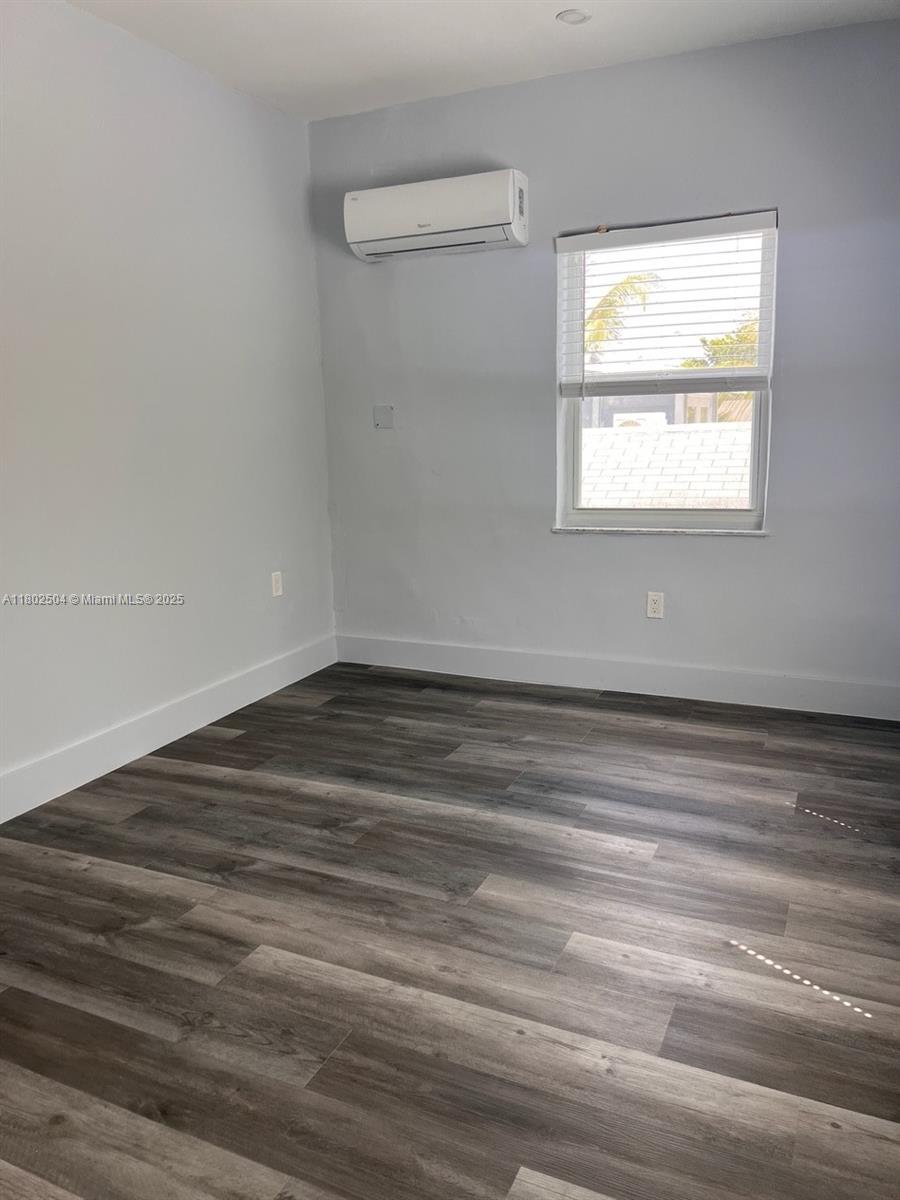 852 SW 13th Ave Miami, FL 33135