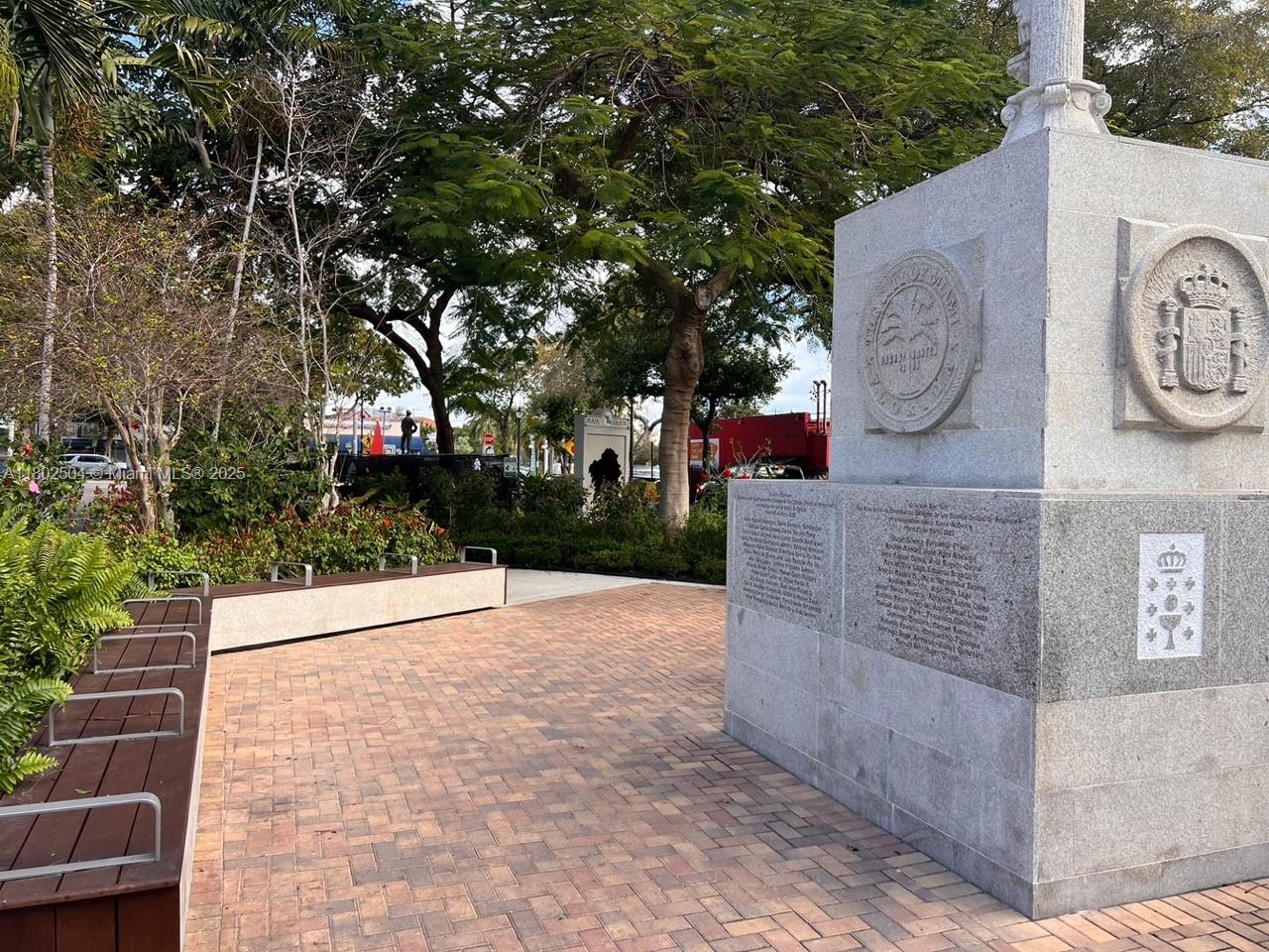 852 SW 13th Ave Miami, FL 33135