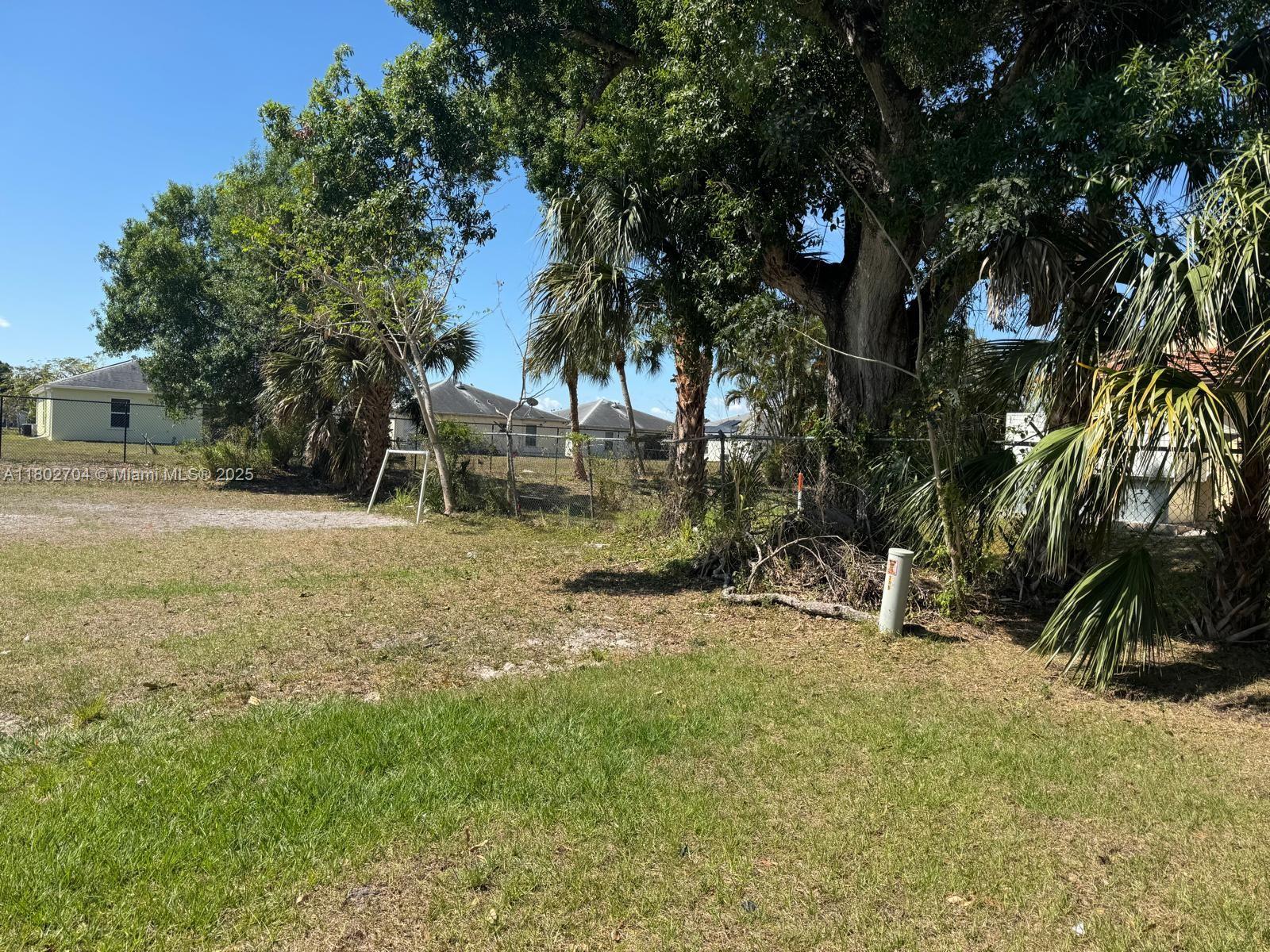 936 Zana Dr Fort Myers, FL 33905 936 Zana Dr Fort Myers, FL 33905