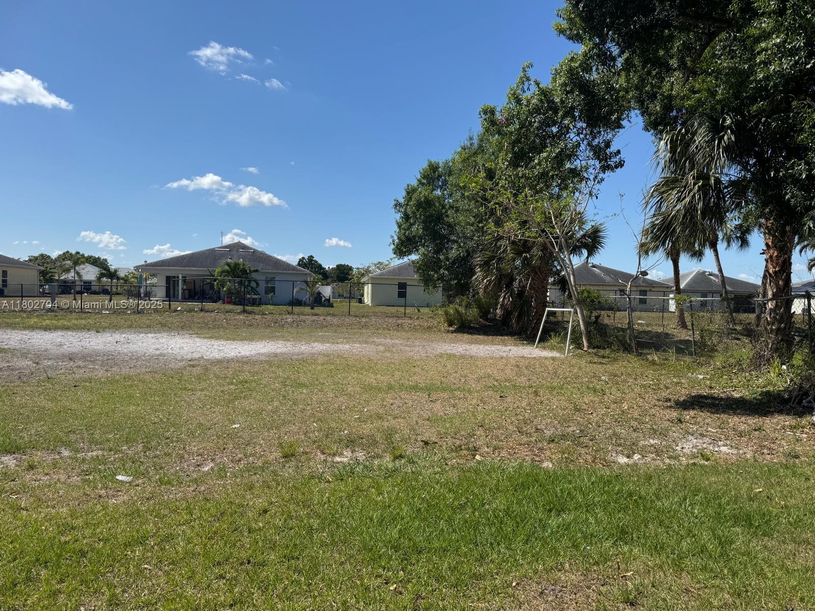 936 Zana Dr Fort Myers, FL 33905 936 Zana Dr Fort Myers, FL 33905
