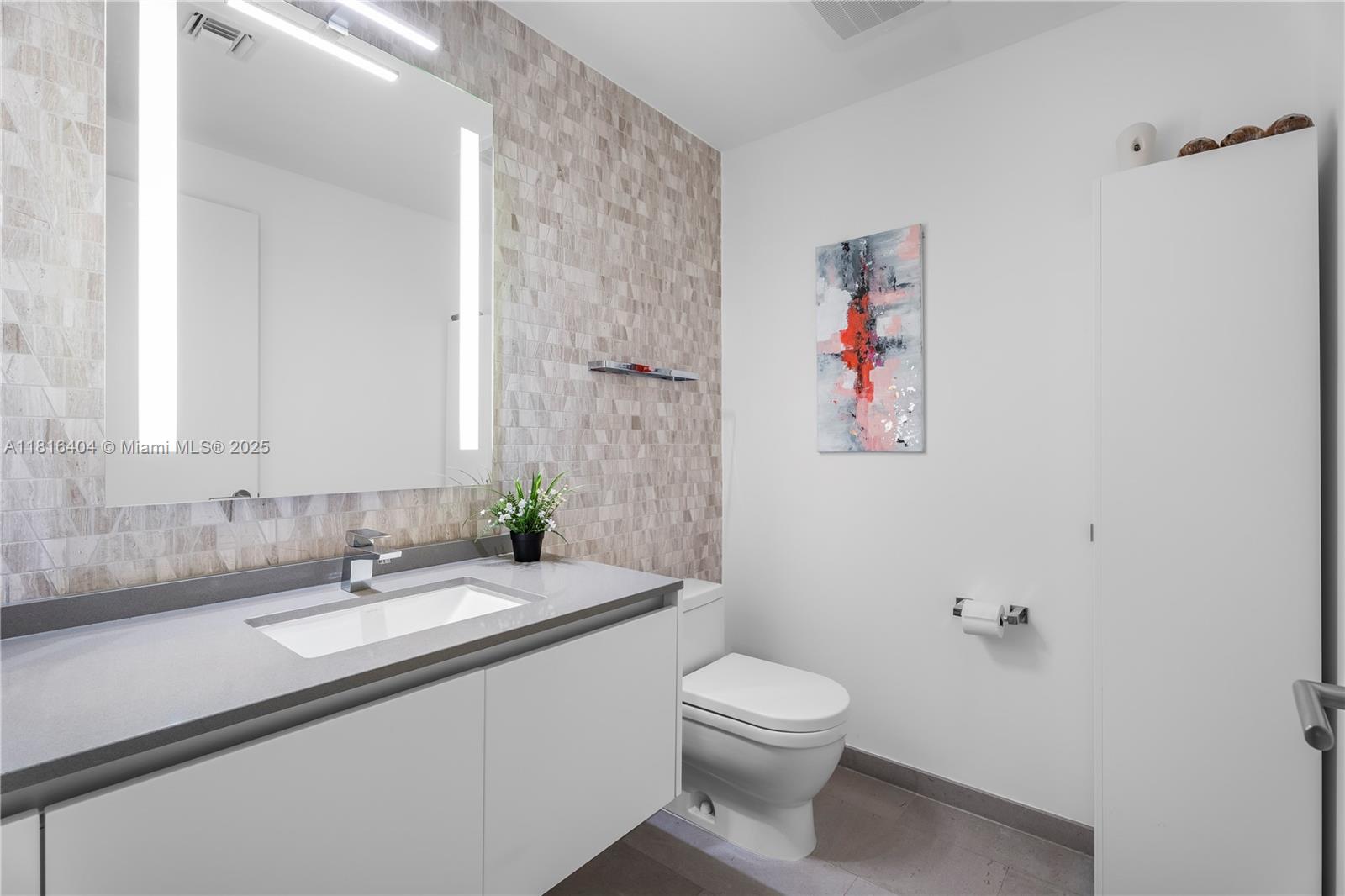 image Reach Condo14