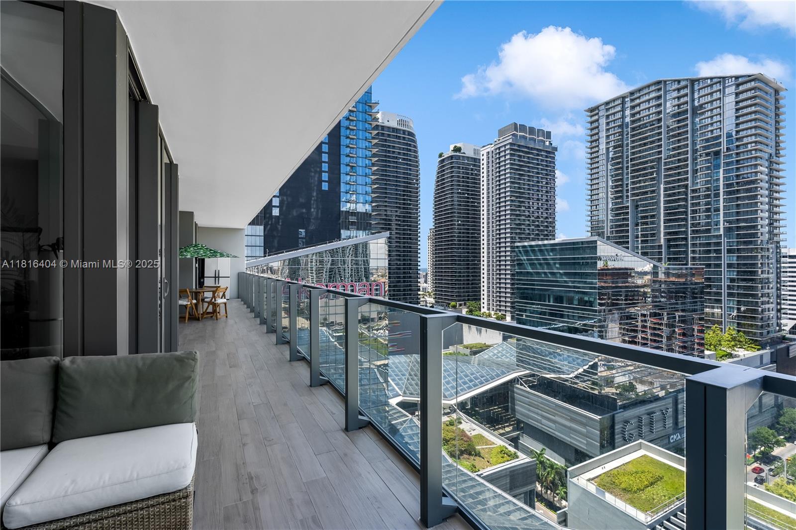 image Reach Condo19
