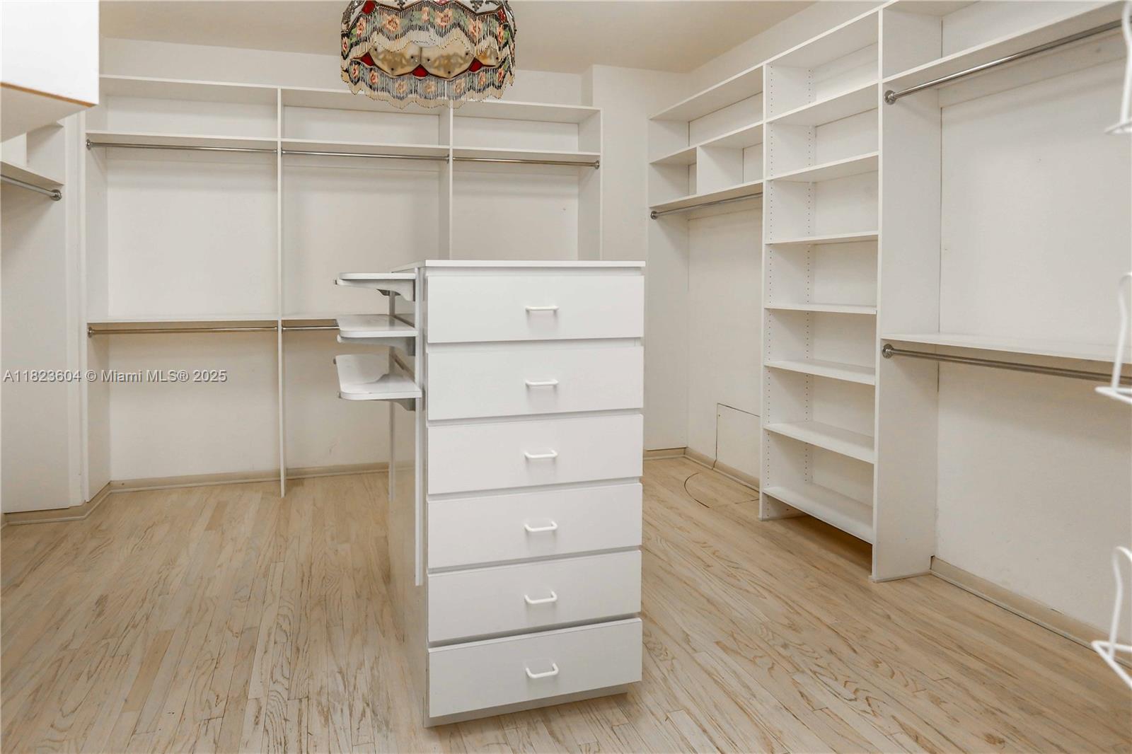 image One Island Place17