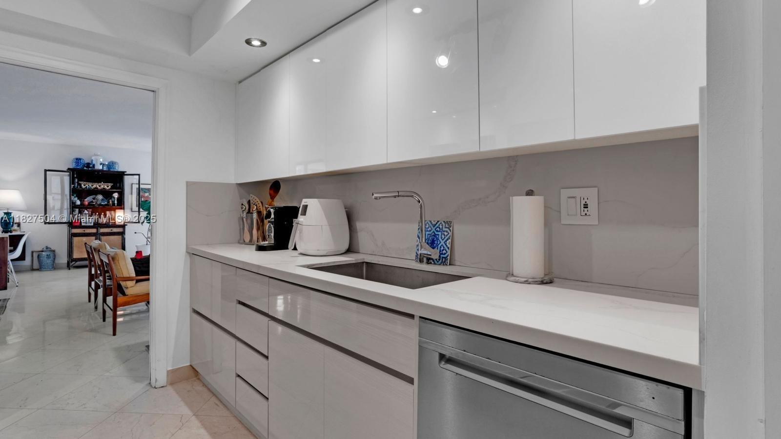 image Brickell East3