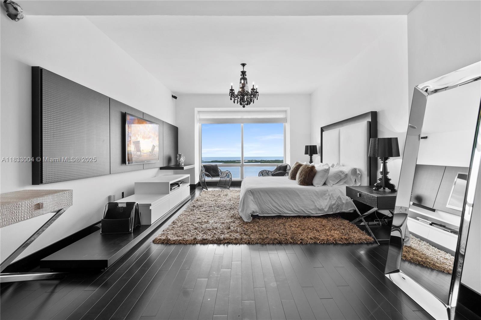 image Four Seasons Residences14