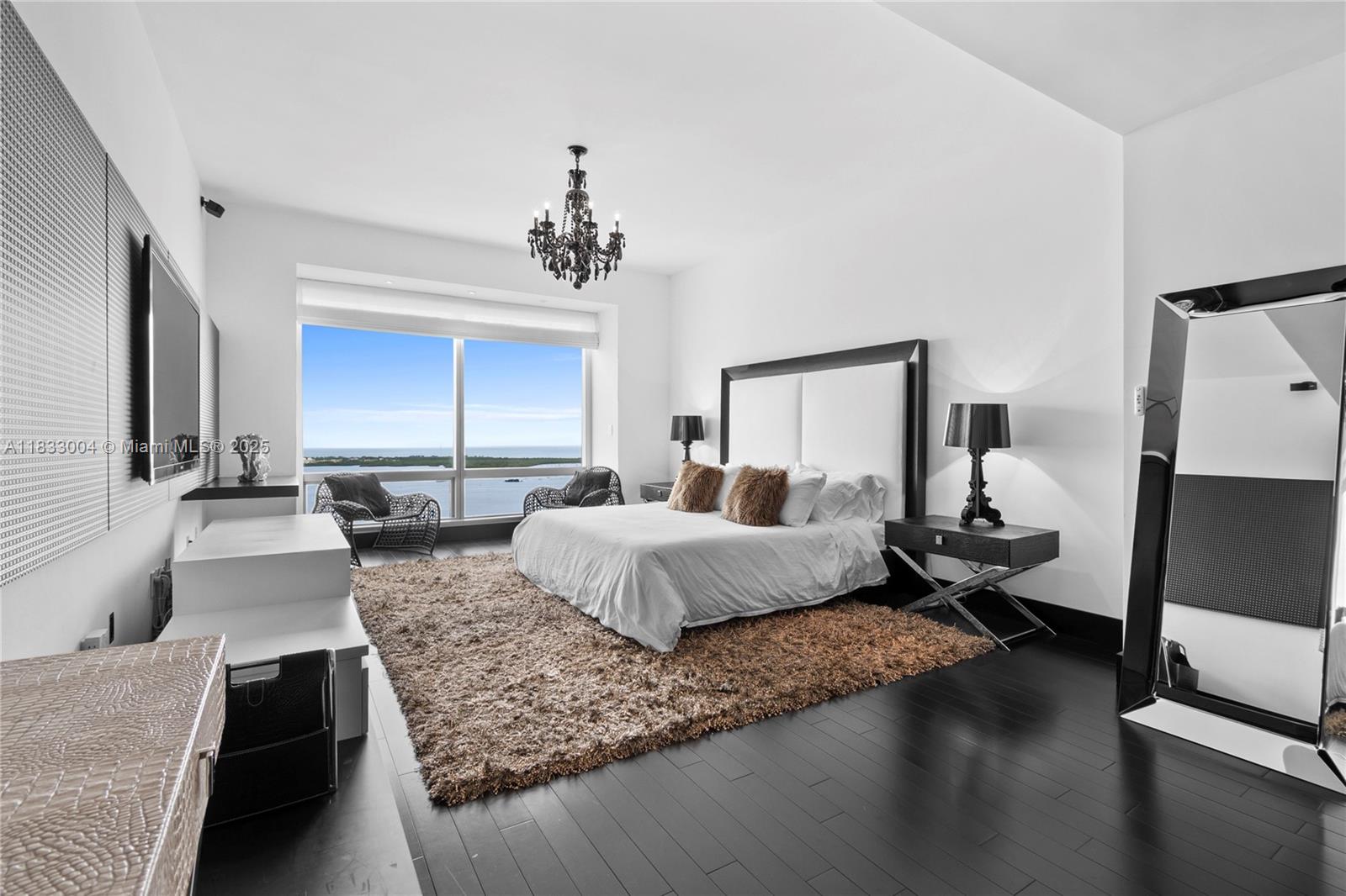 image Four Seasons Residences17