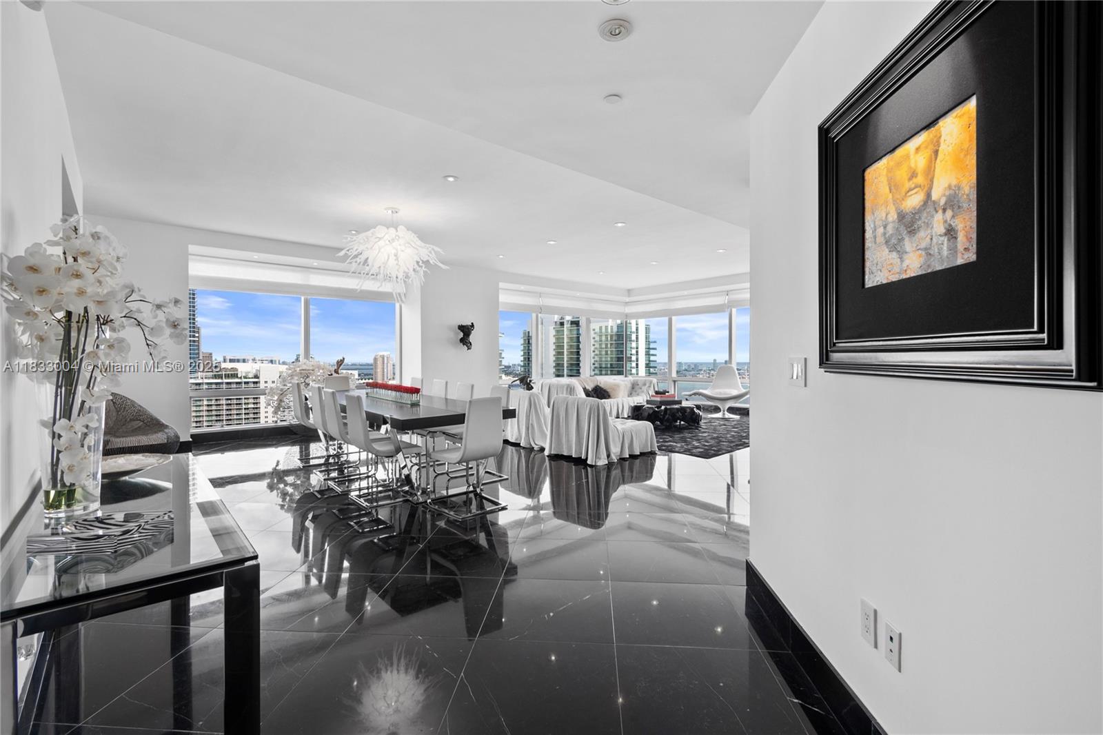 image Four Seasons Residences6