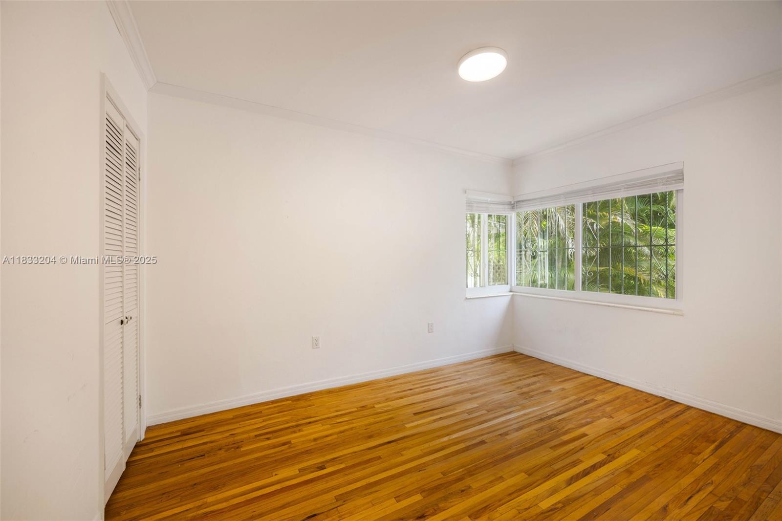 4050 Loquat Ave Coconut Grove, FL 33133