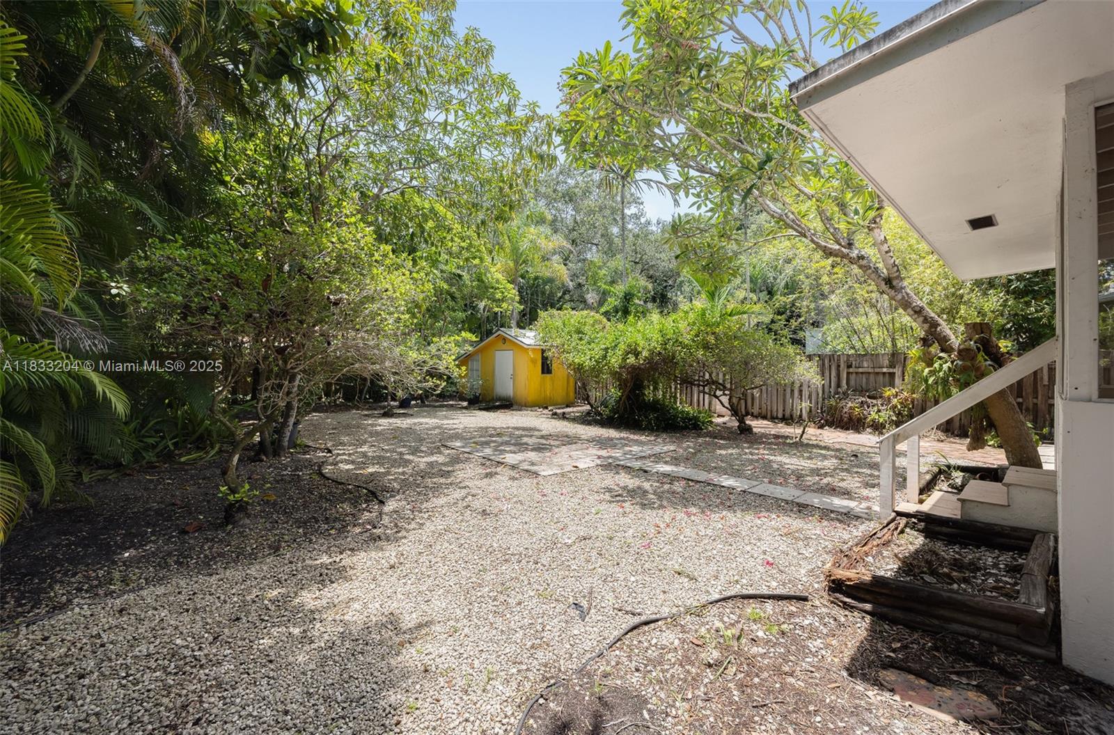 4050 Loquat Ave Coconut Grove, FL 33133