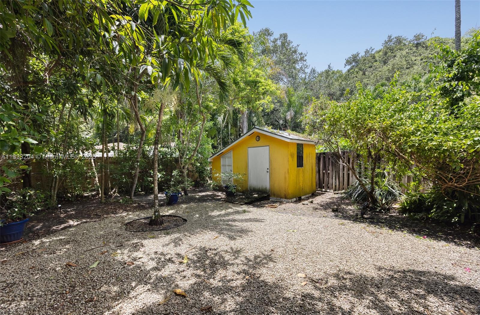 4050 Loquat Ave Coconut Grove, FL 33133