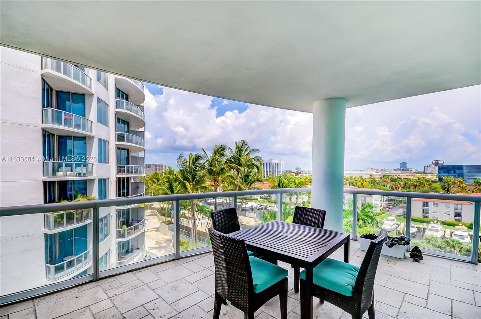 image The Atrium At Aventura10
