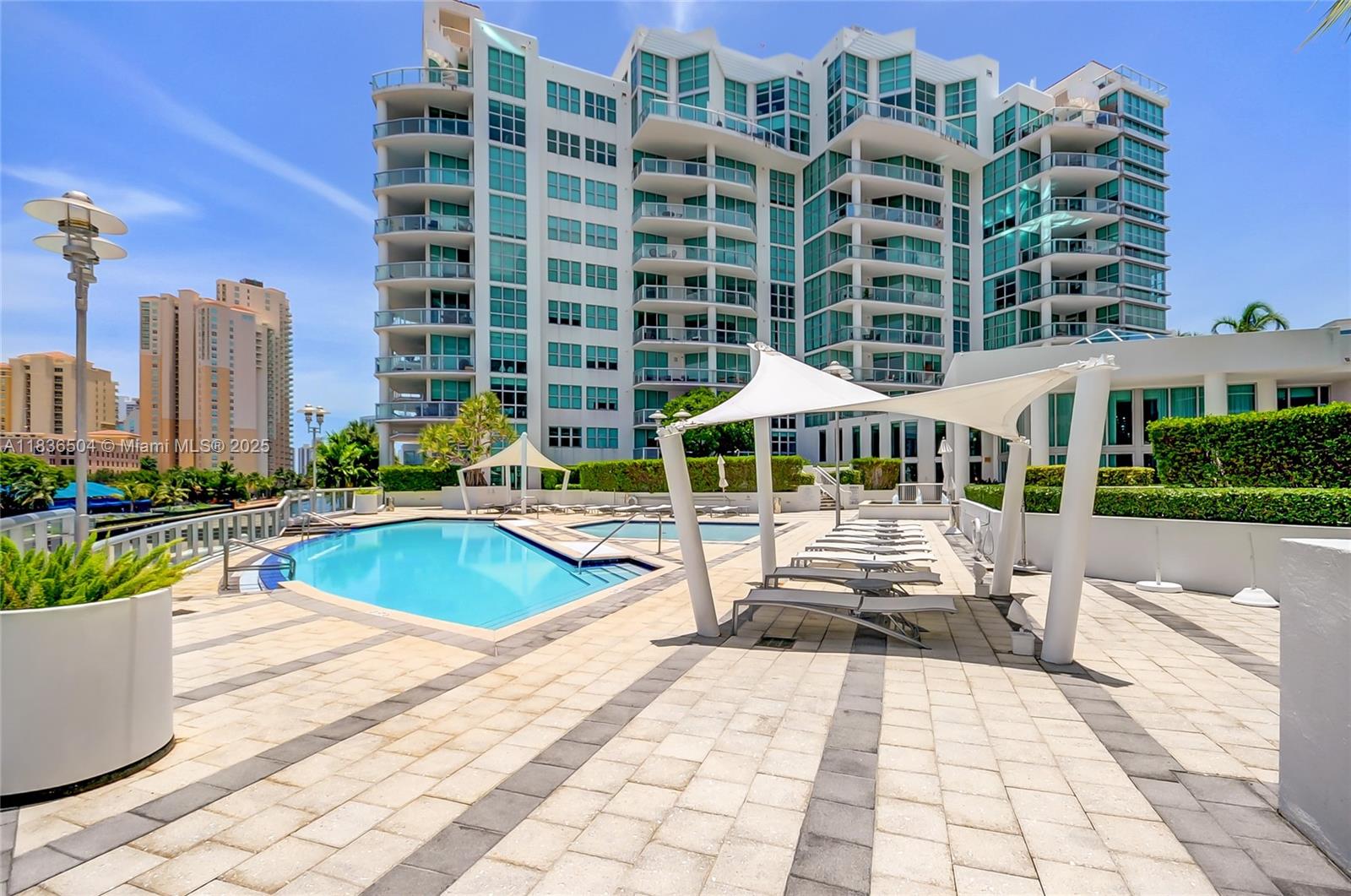 image The Atrium At Aventura44