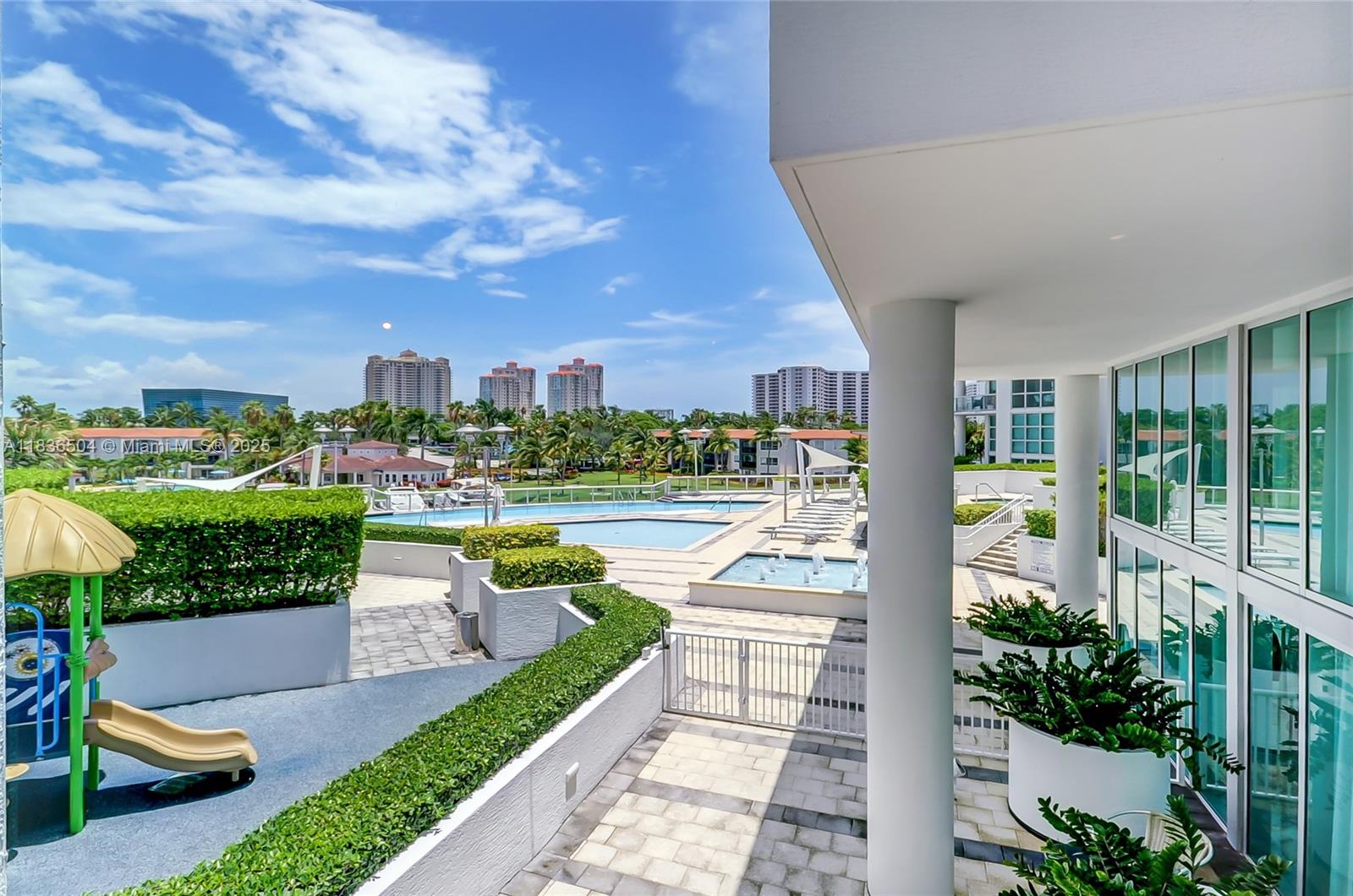 image The Atrium At Aventura56