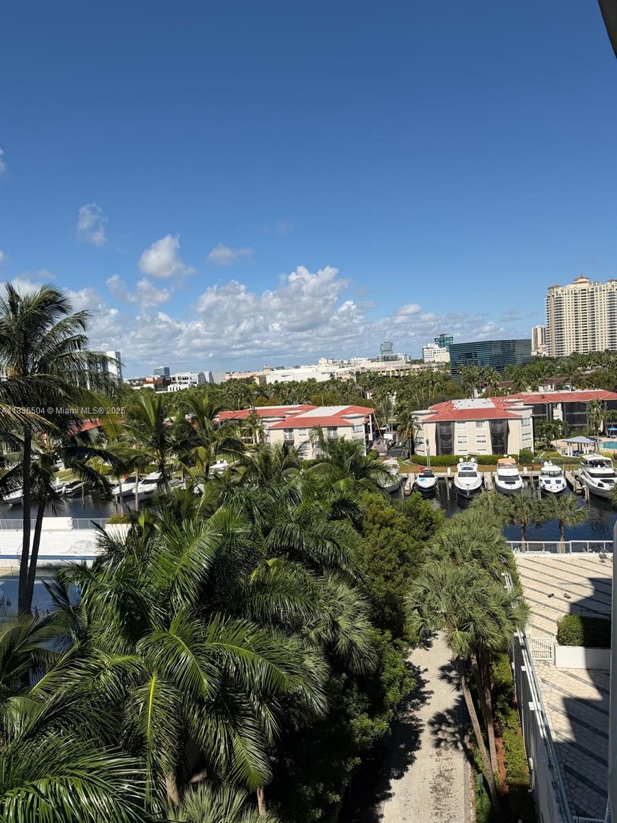 image The Atrium At Aventura69