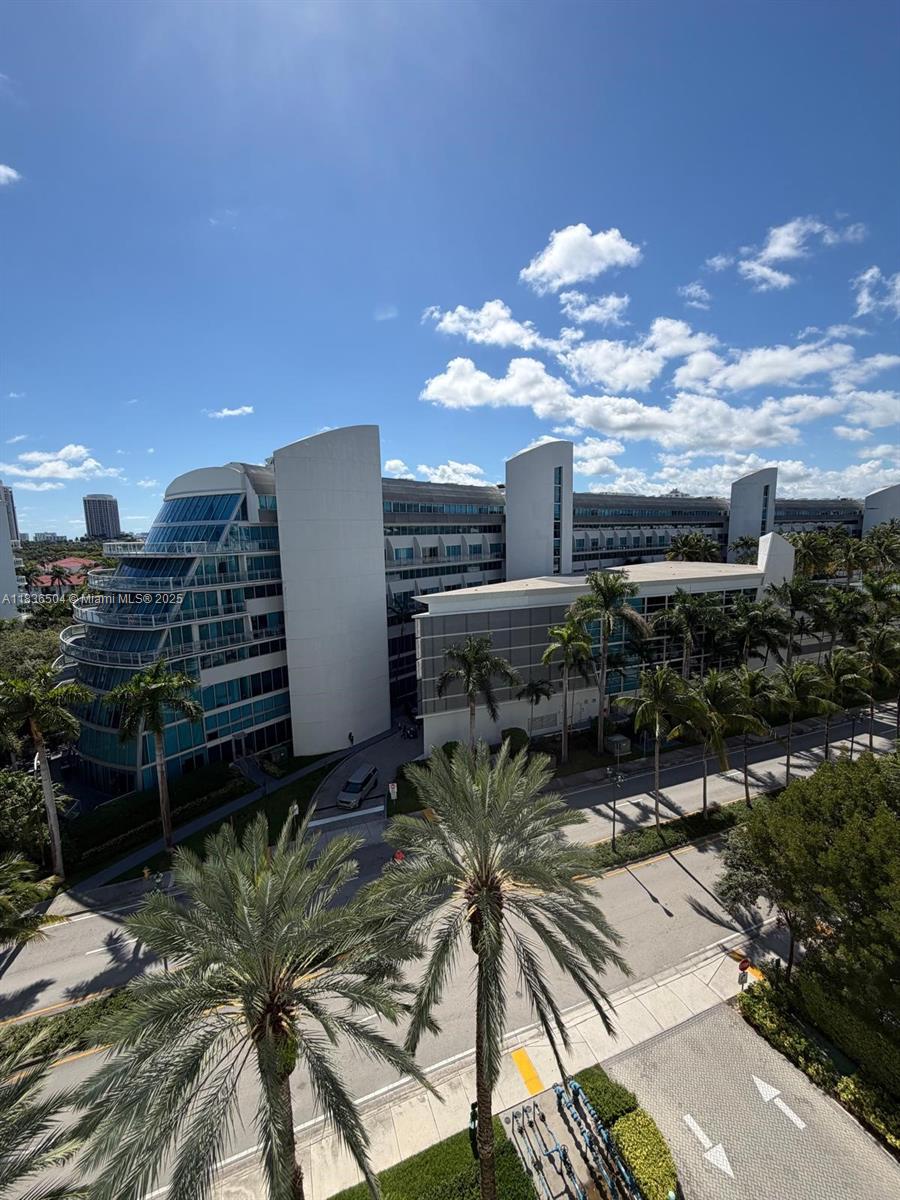 image The Atrium At Aventura71