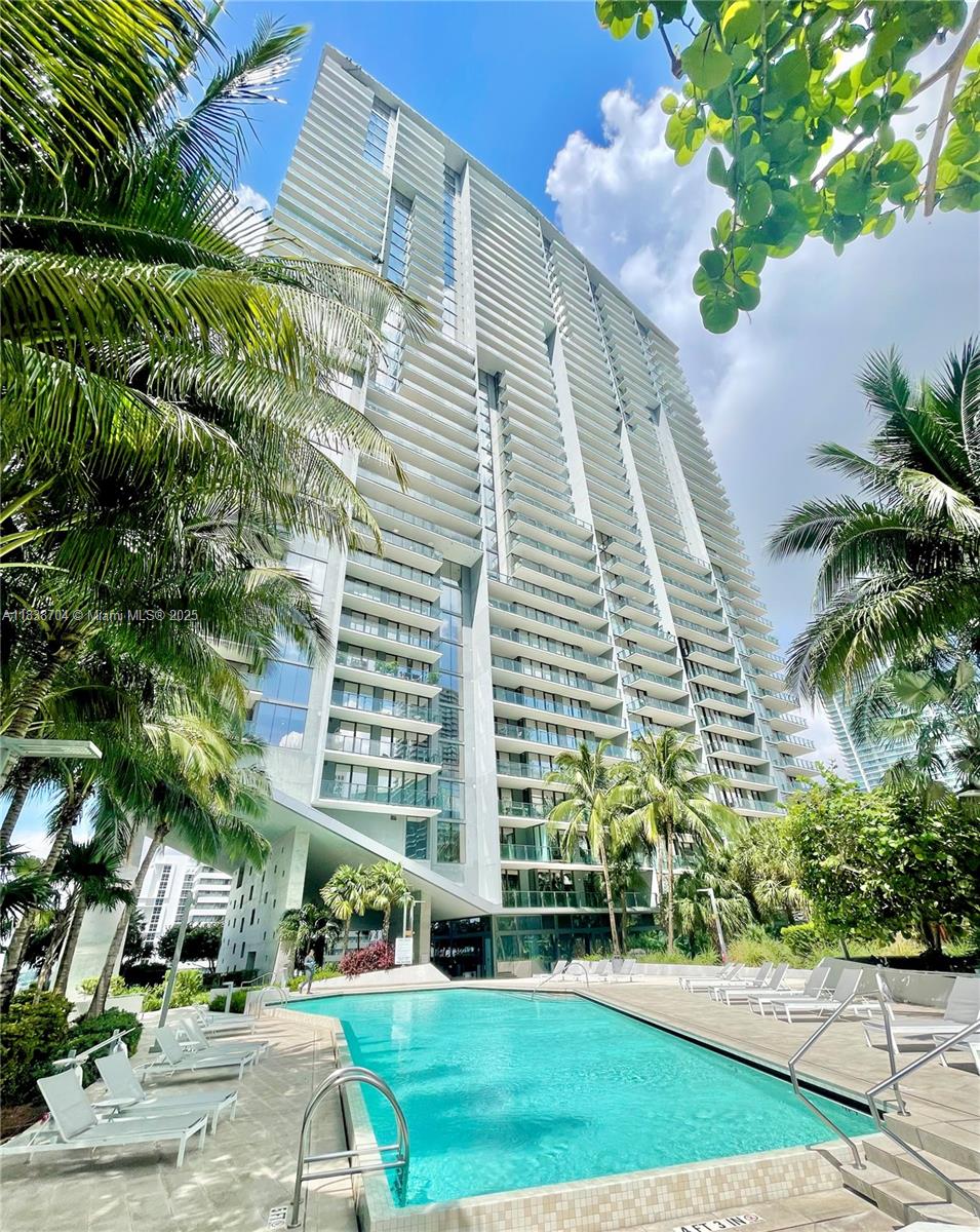 image Rise Brickell City Center18