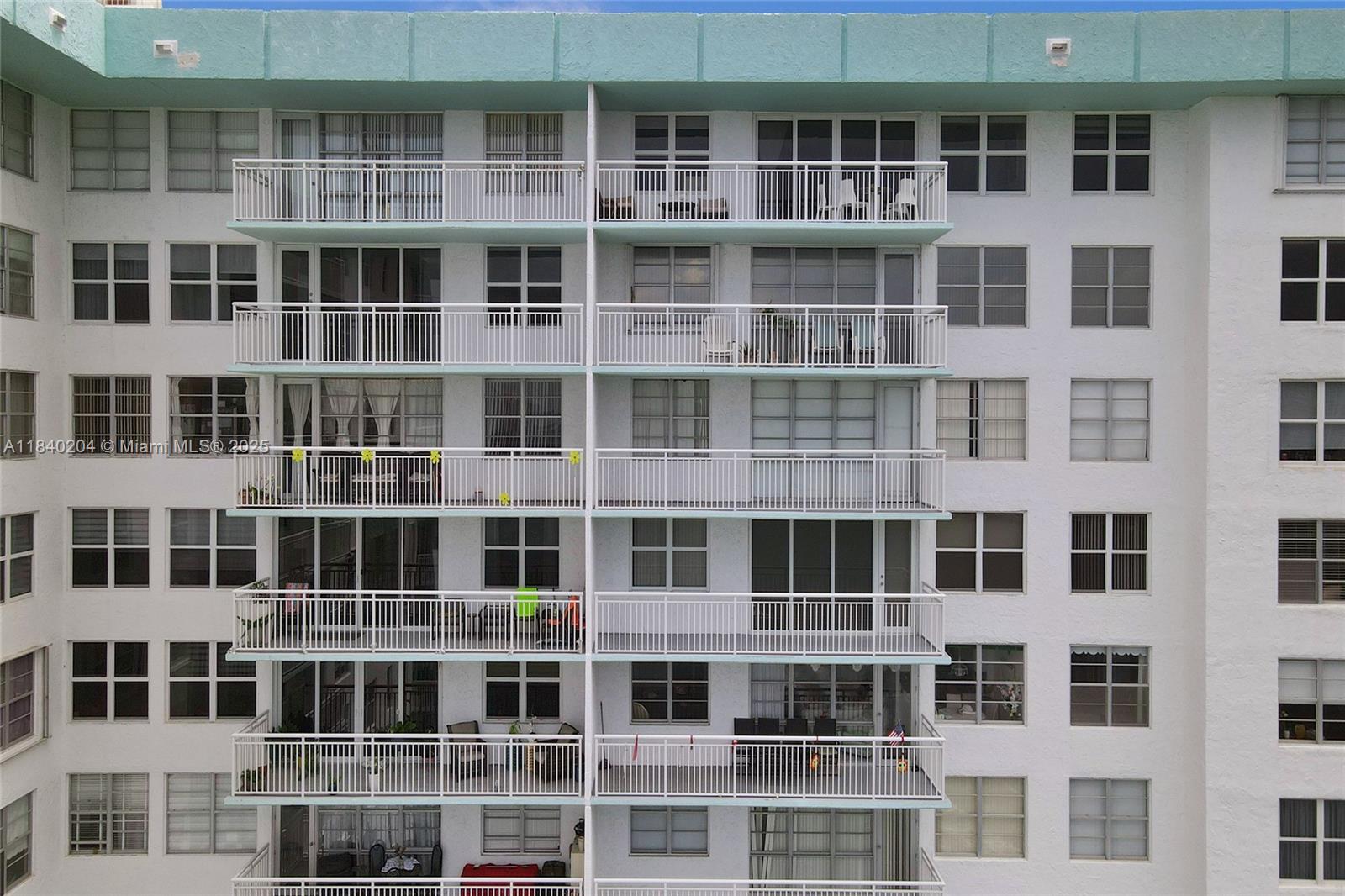 image Winston Towers 50042