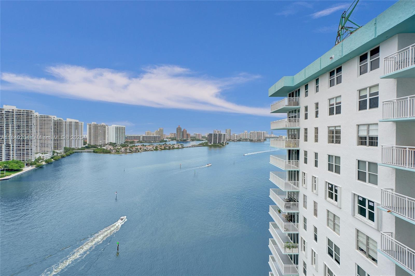 image Winston Towers 50049