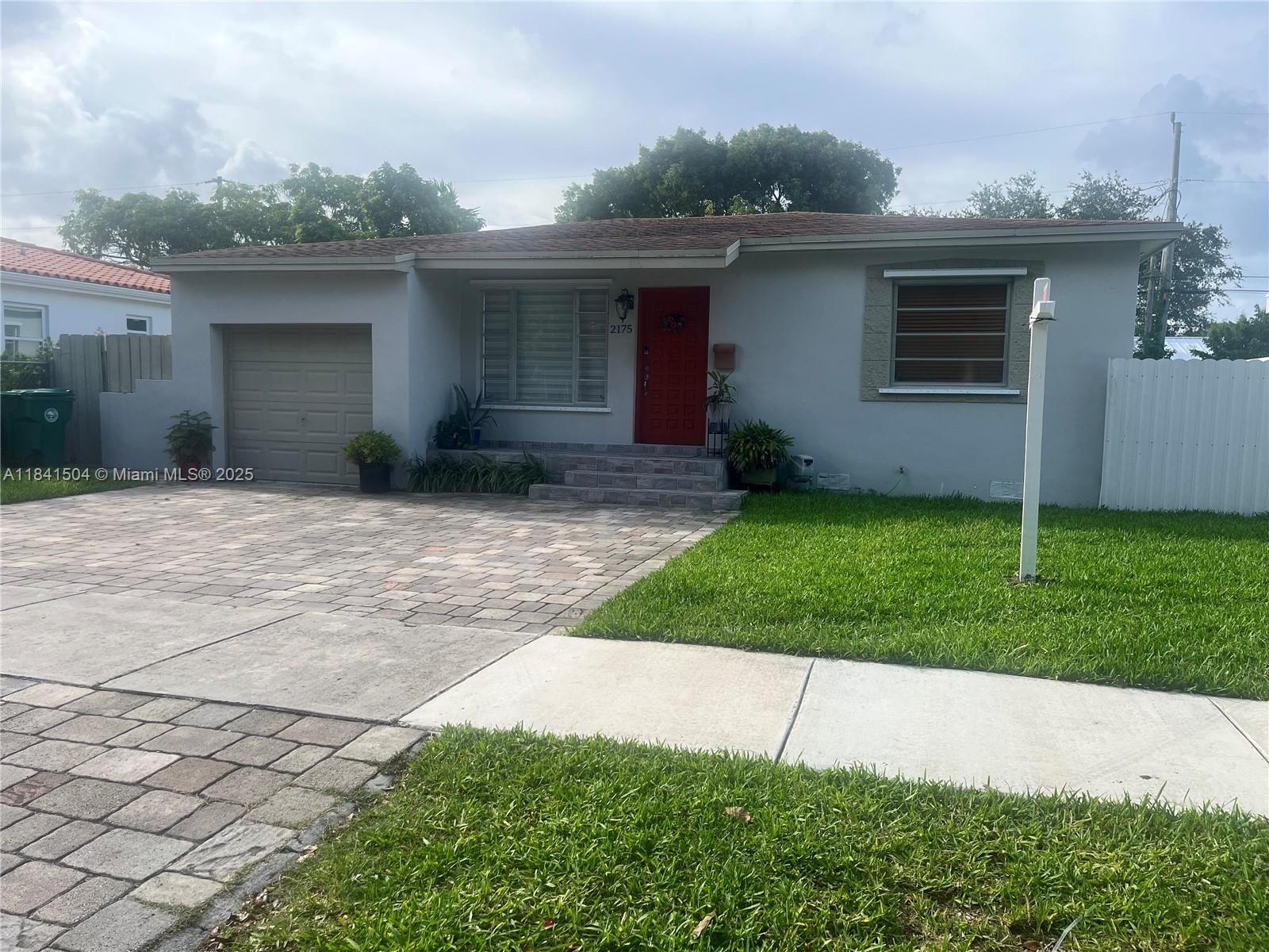 2175 SW 26th St
