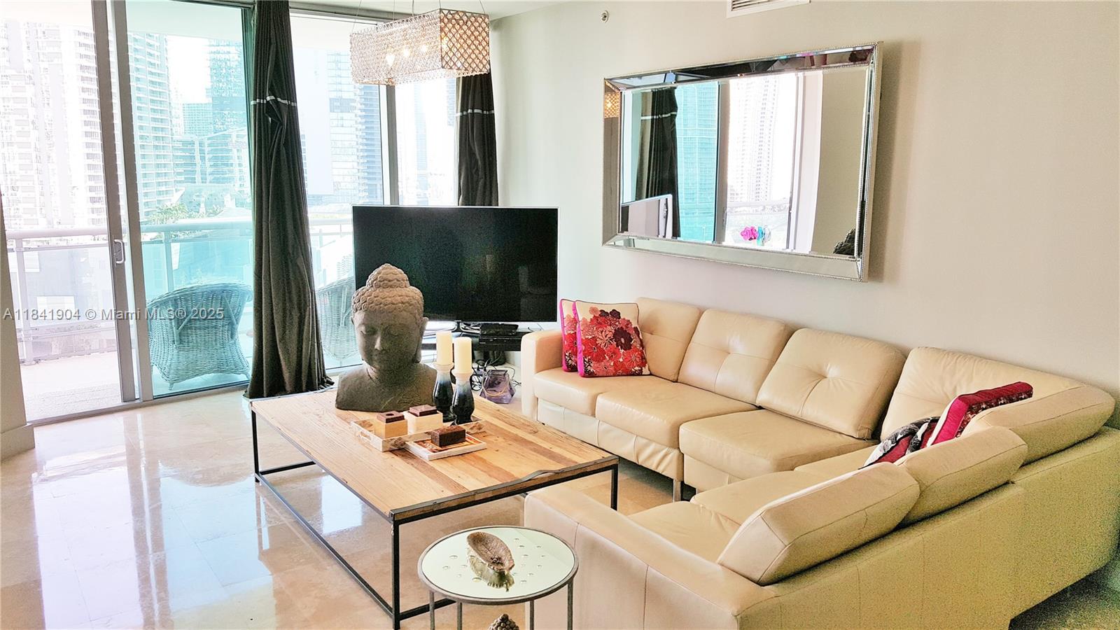350 S Miami Ave #2002