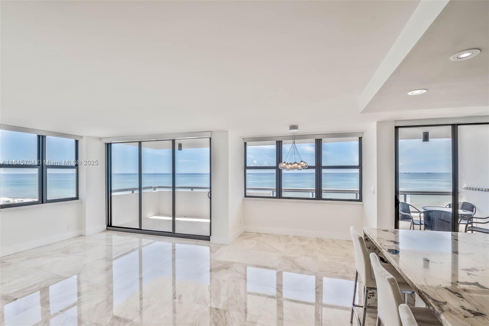 2555 Collins Ave #1201