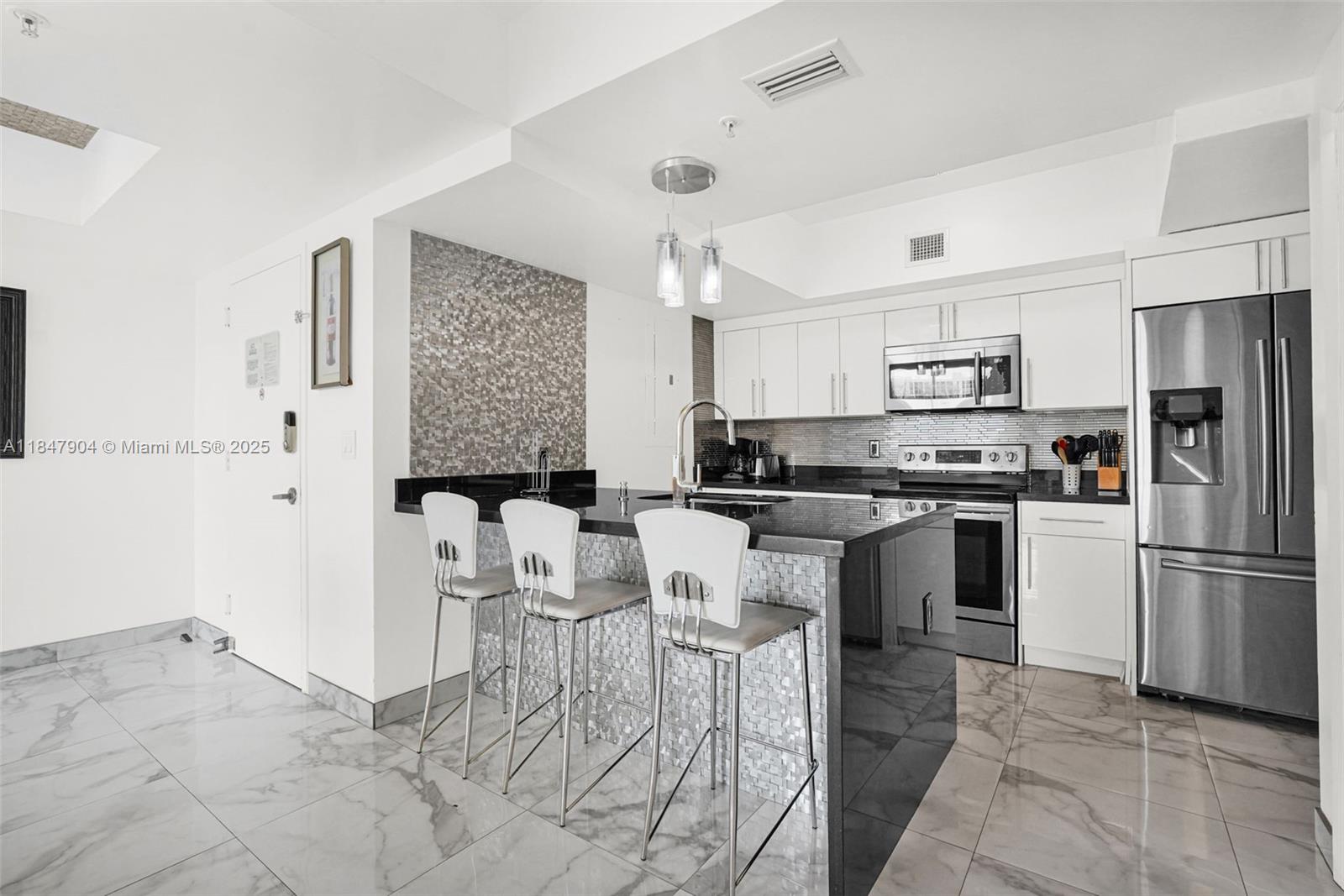 17555 Atlantic Blvd #504