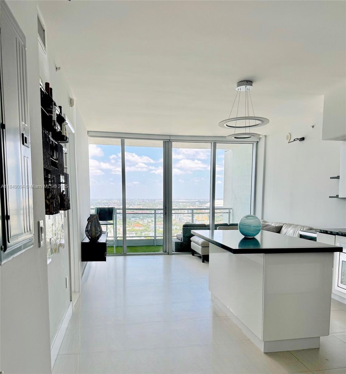 image Mint Condo9
