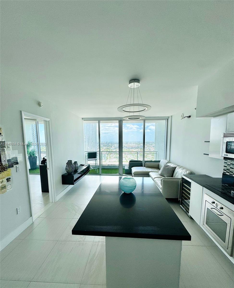 image Mint Condo5