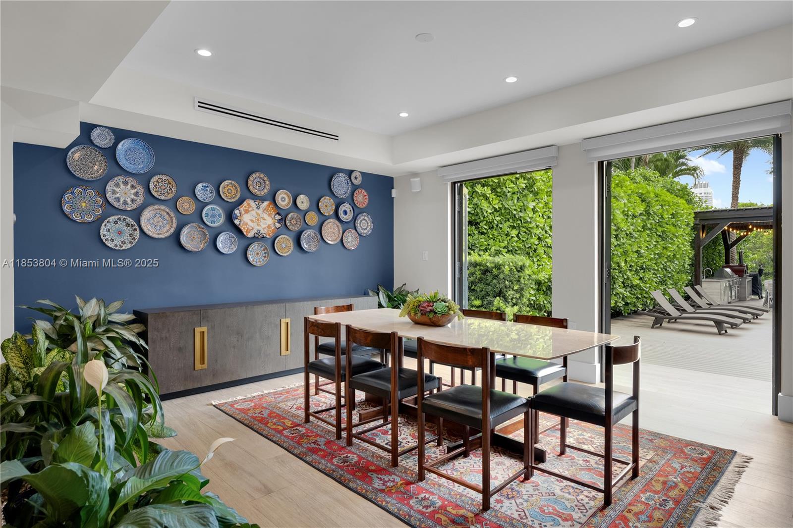 4475 N Meridian Ave Miami Beach, FL 33140