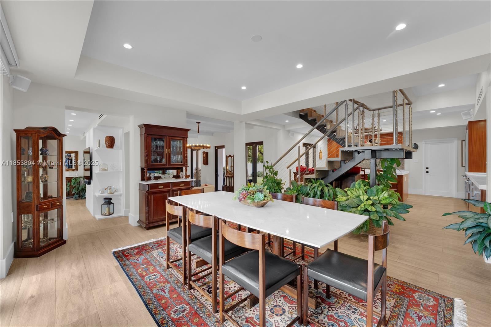 4475 N Meridian Ave Miami Beach, FL 33140