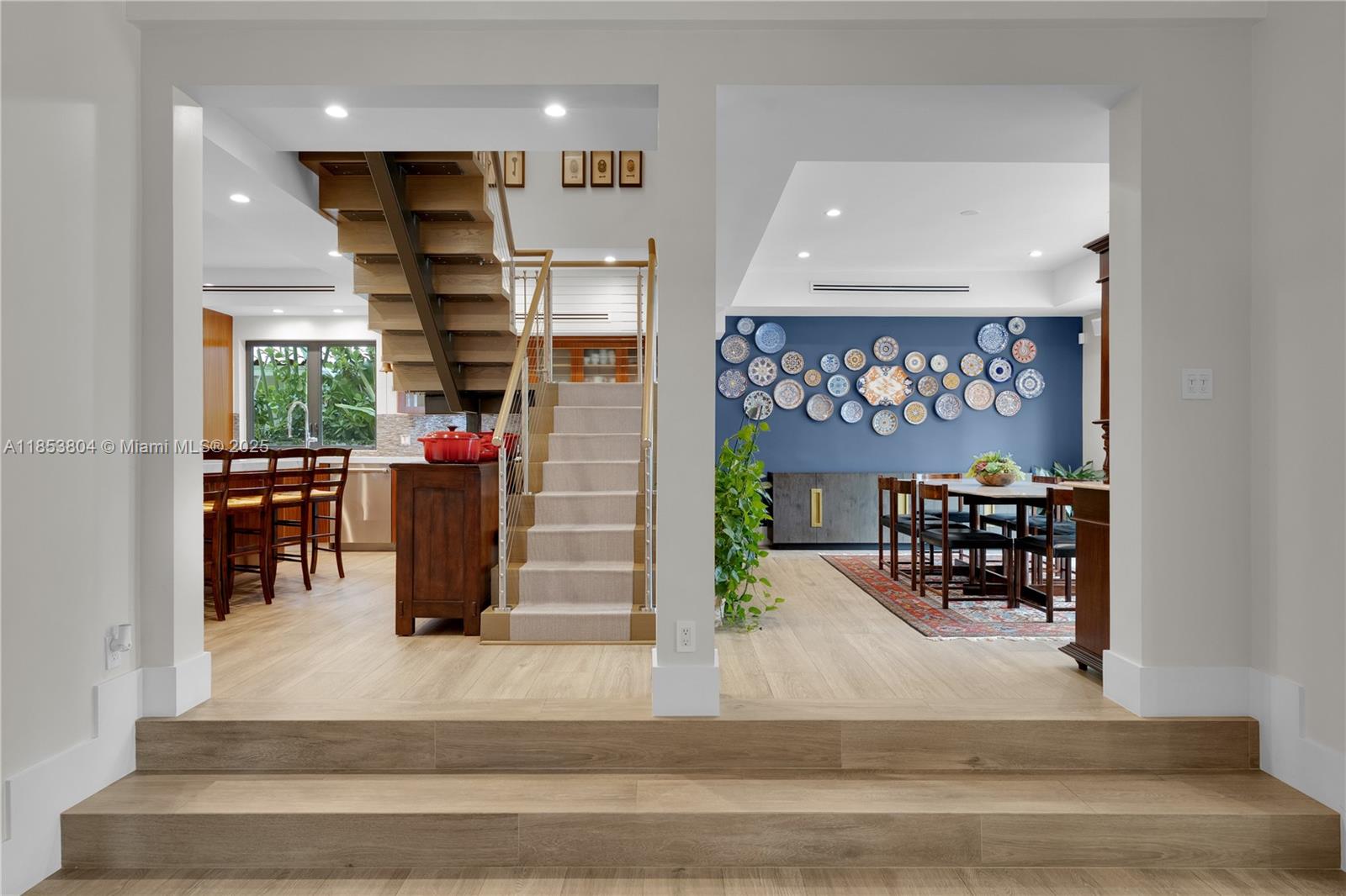 4475 N Meridian Ave Miami Beach, FL 33140