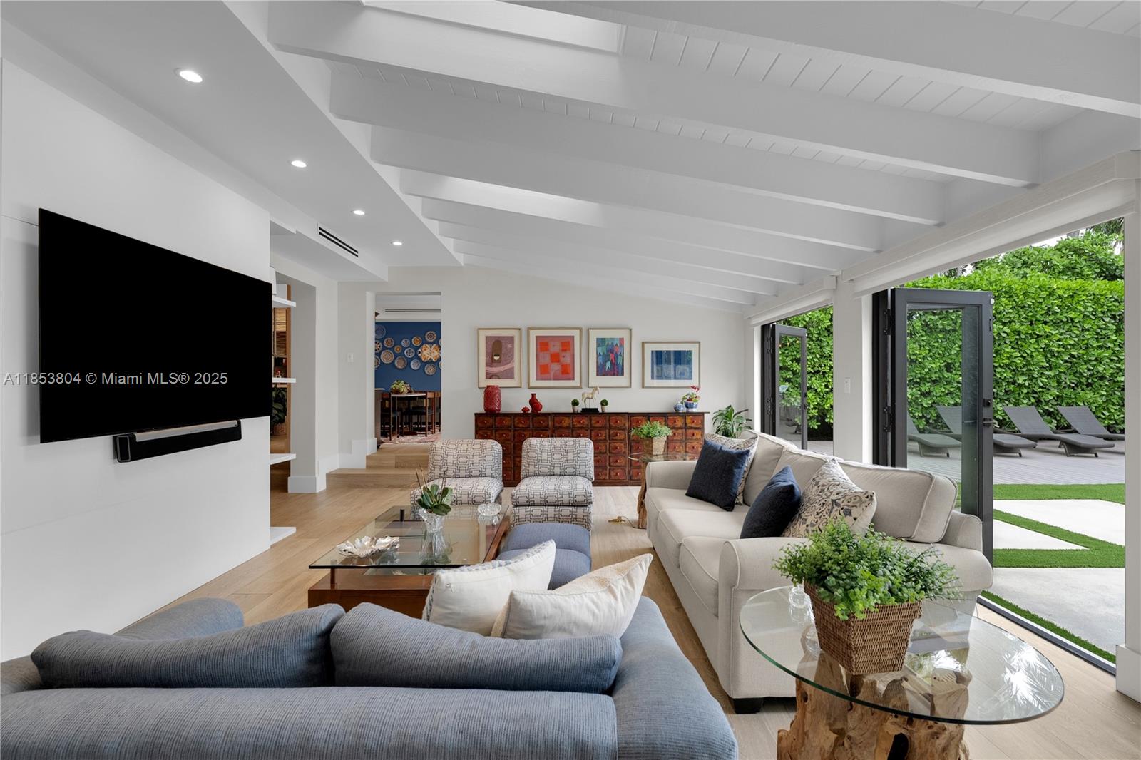 4475 N Meridian Ave Miami Beach, FL 33140