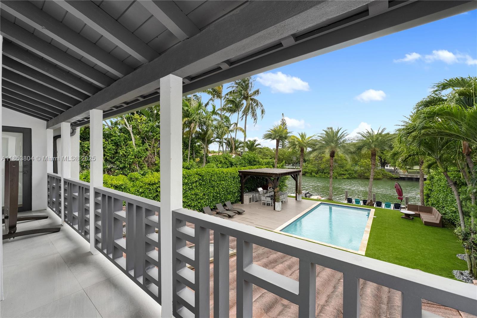 4475 N Meridian Ave Miami Beach, FL 33140