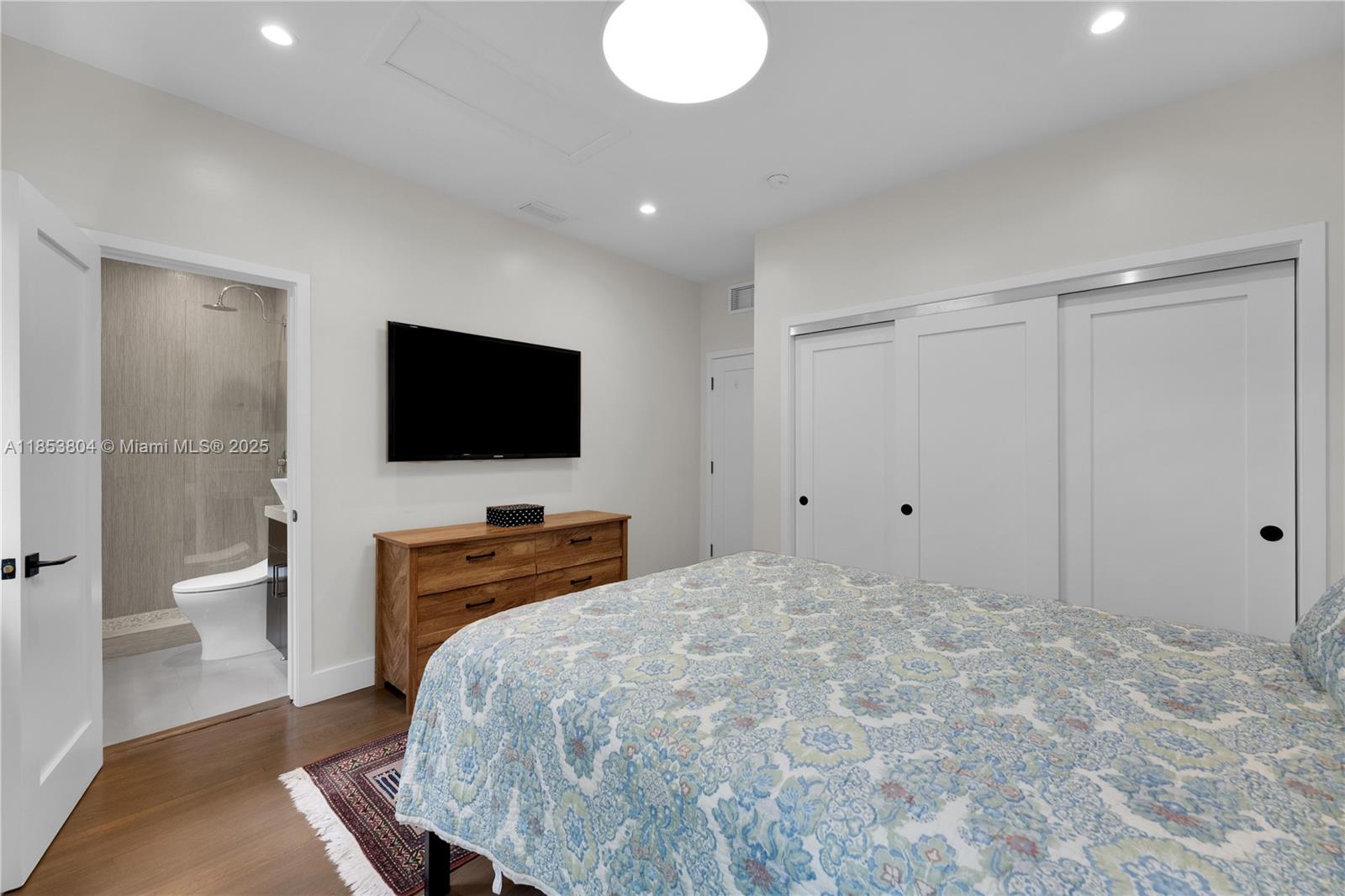 4475 N Meridian Ave Miami Beach, FL 33140