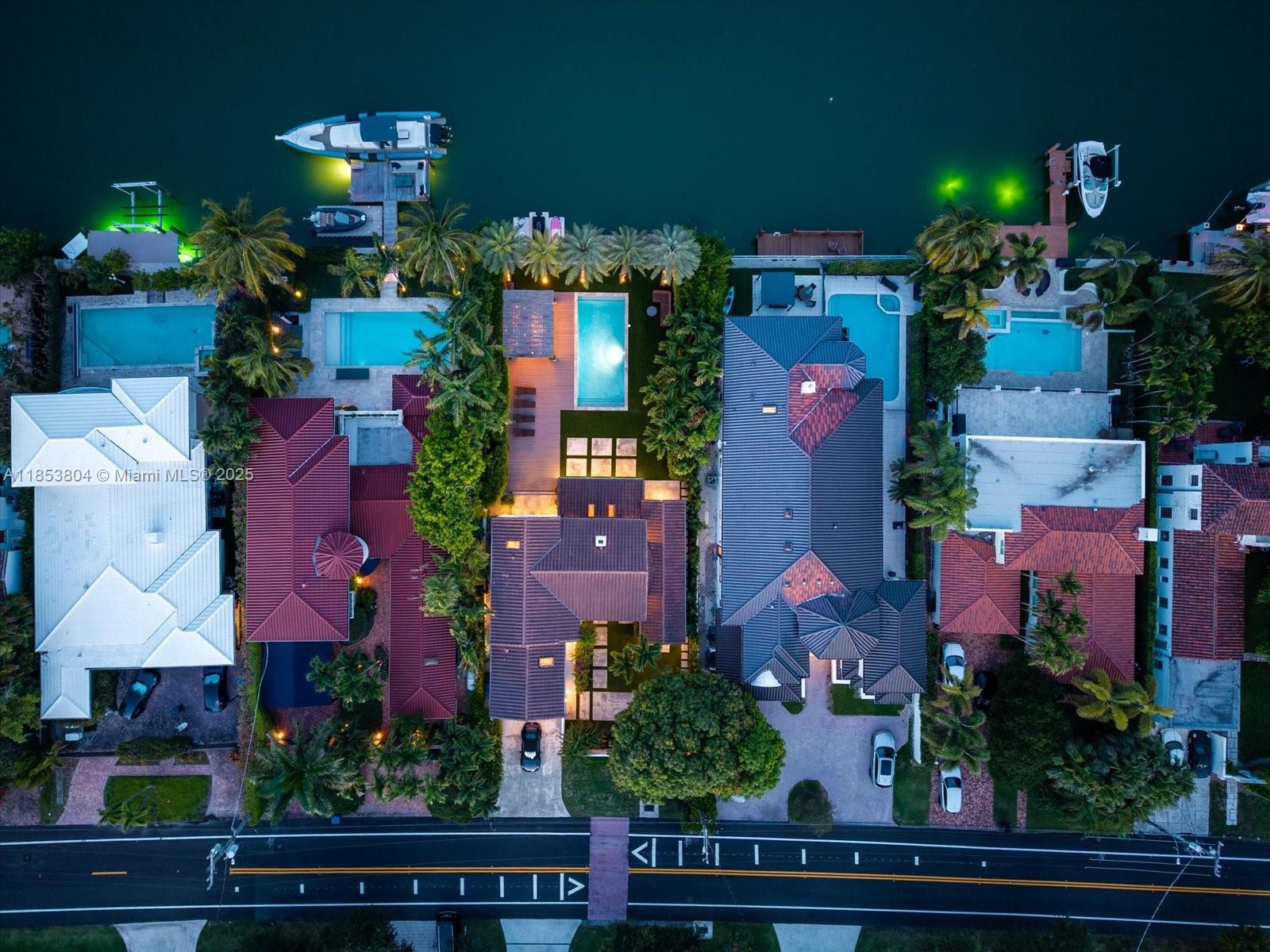 4475 N Meridian Ave Miami Beach, FL 33140