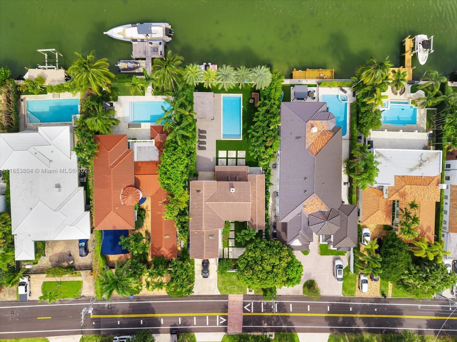 4475 N Meridian Ave Miami Beach, FL 33140