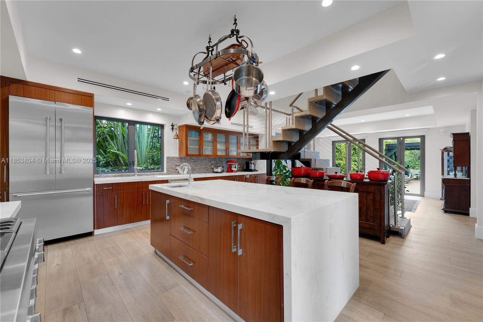 4475 N Meridian Ave Miami Beach, FL 33140