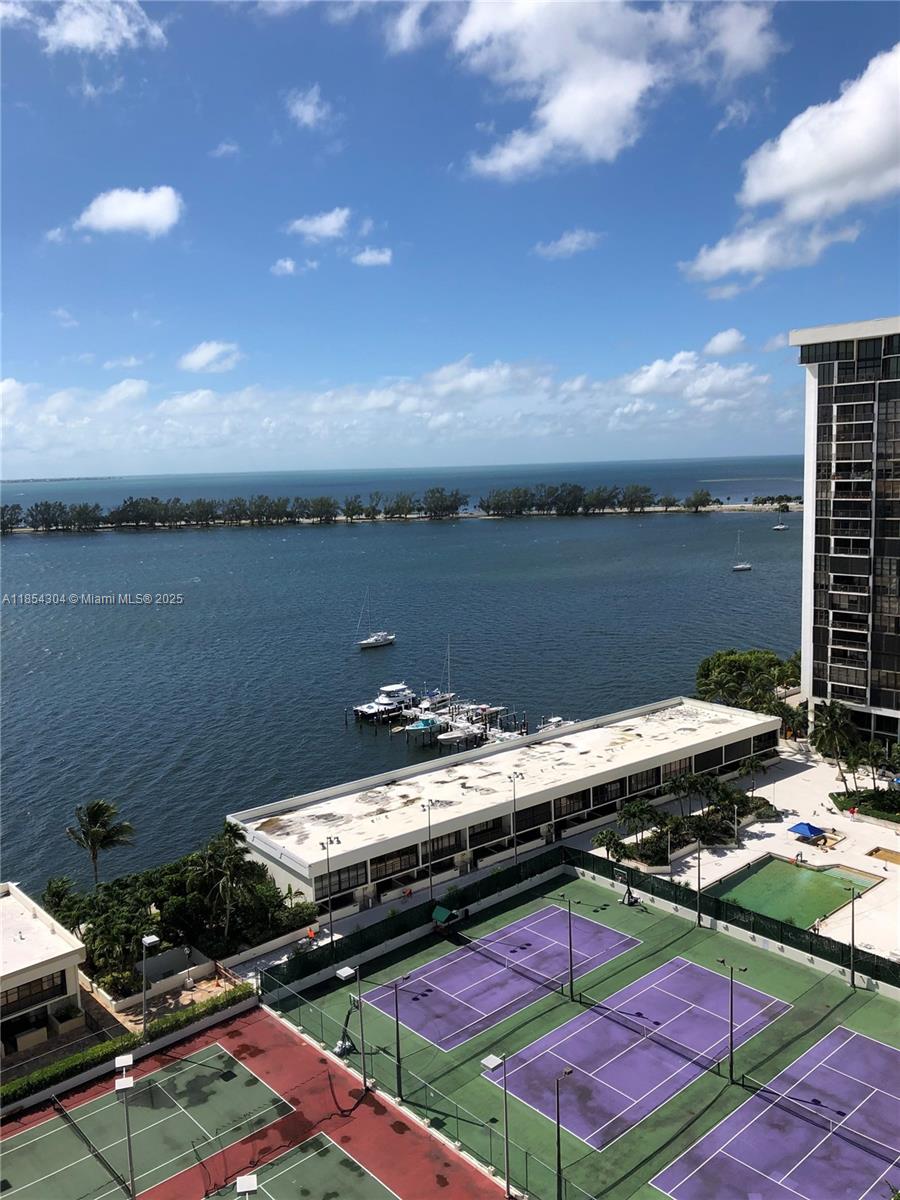 1901 Brickell Ave #B1802